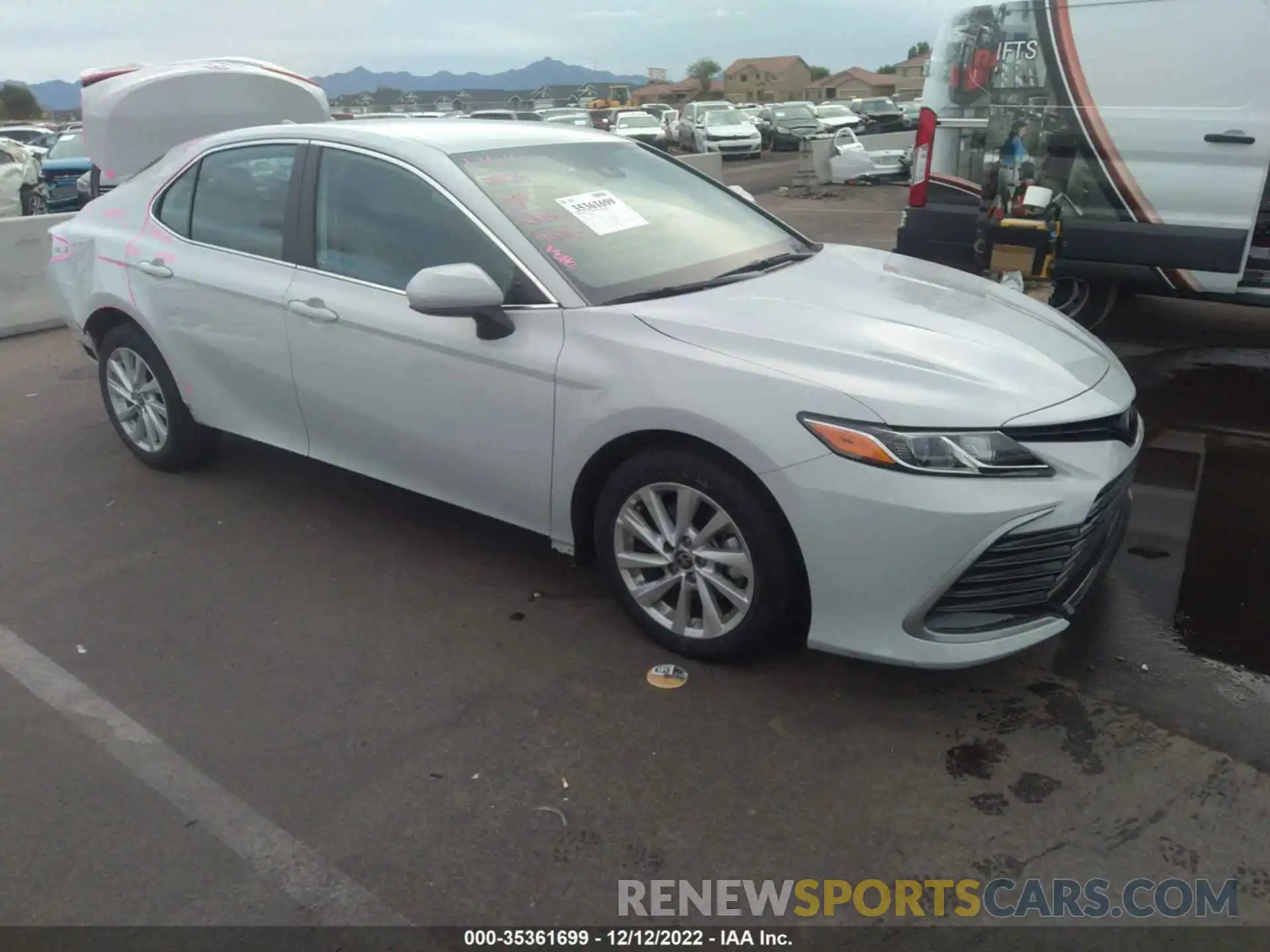 1 Photograph of a damaged car 4T1C11AK1NU072353 TOYOTA CAMRY 2022