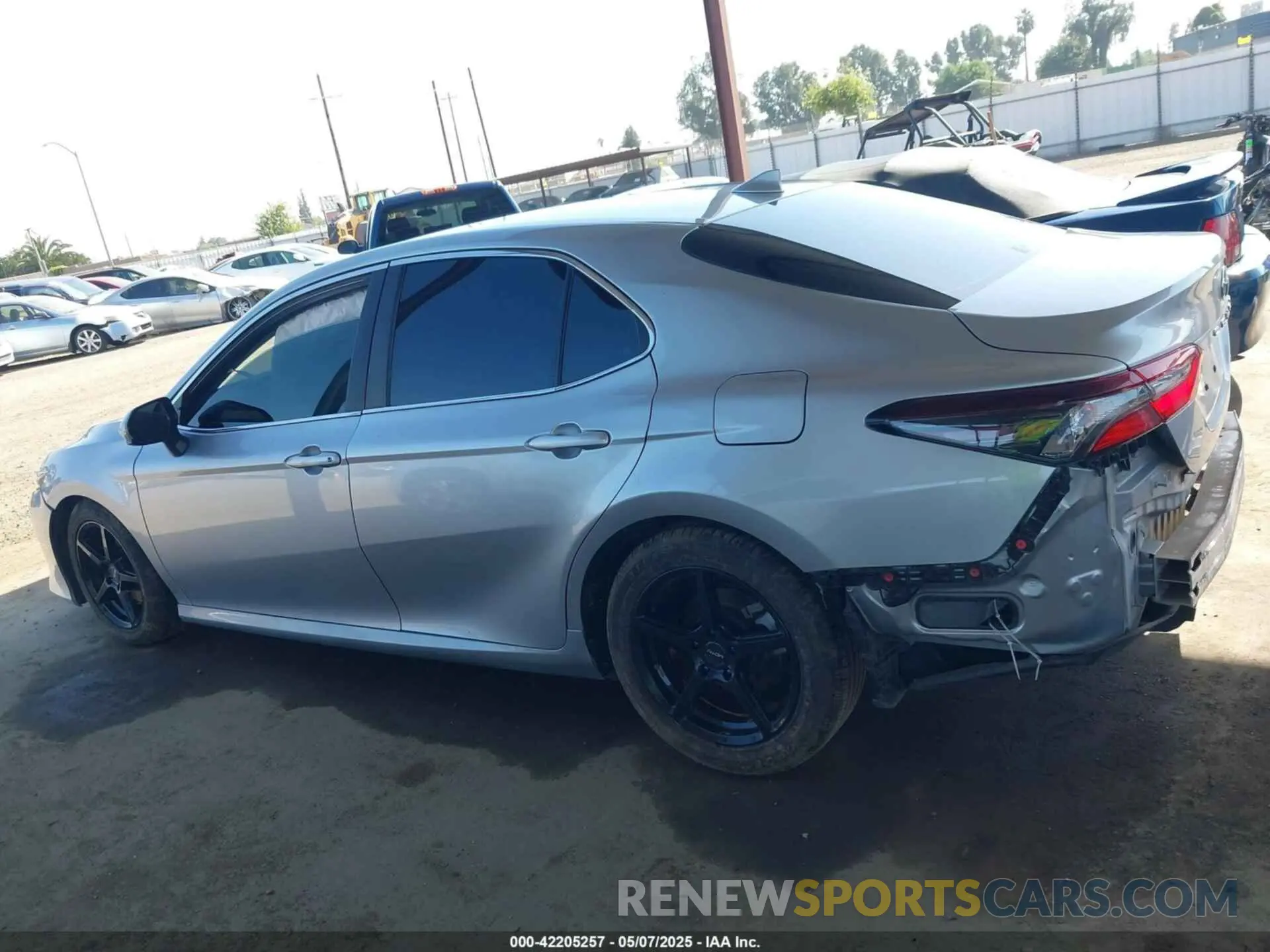 15 Photograph of a damaged car 4T1C11AK1NU621288 TOYOTA CAMRY 2022