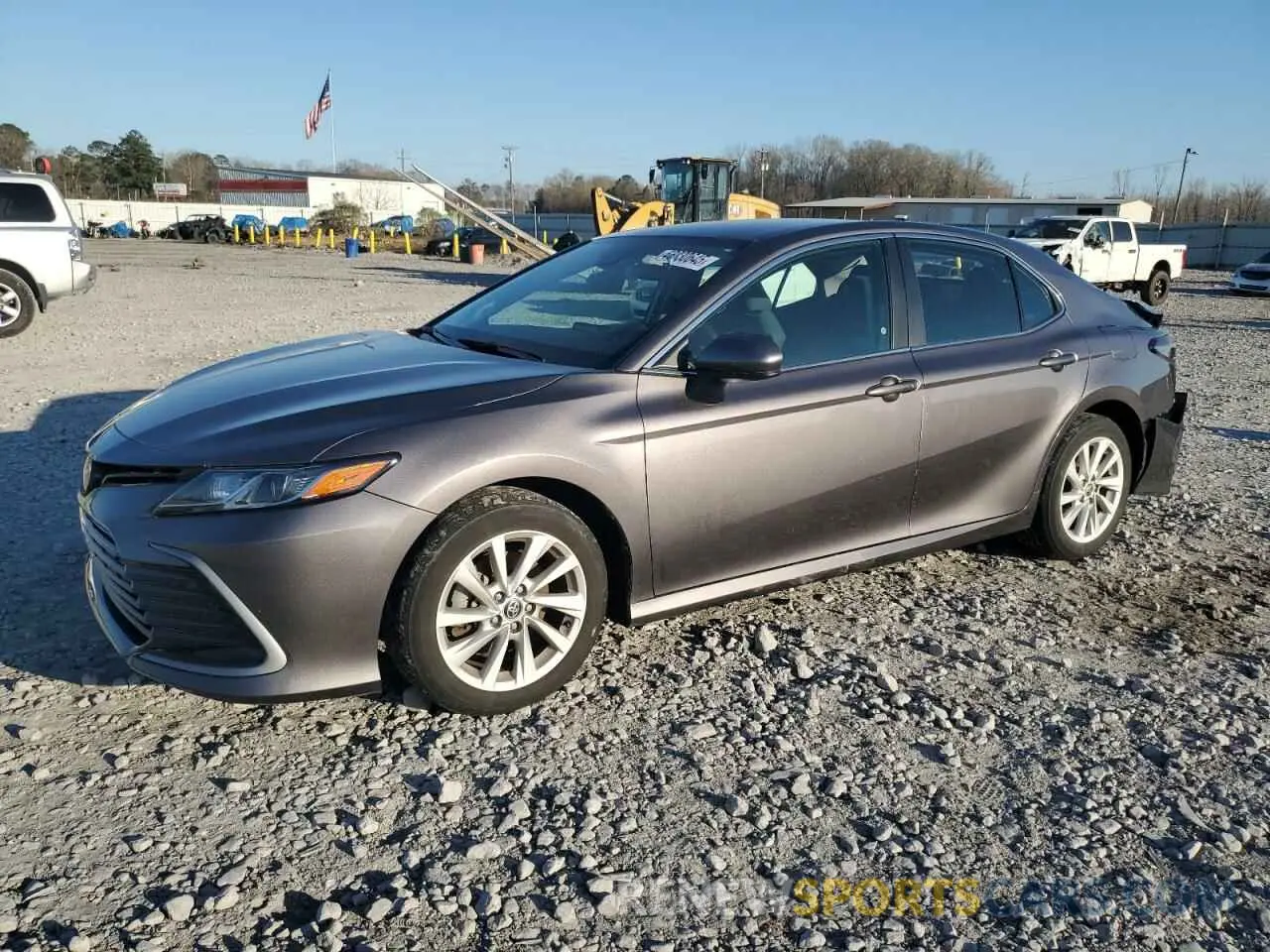 1 Photograph of a damaged car 4T1C11AK1NU640147 TOYOTA CAMRY 2022