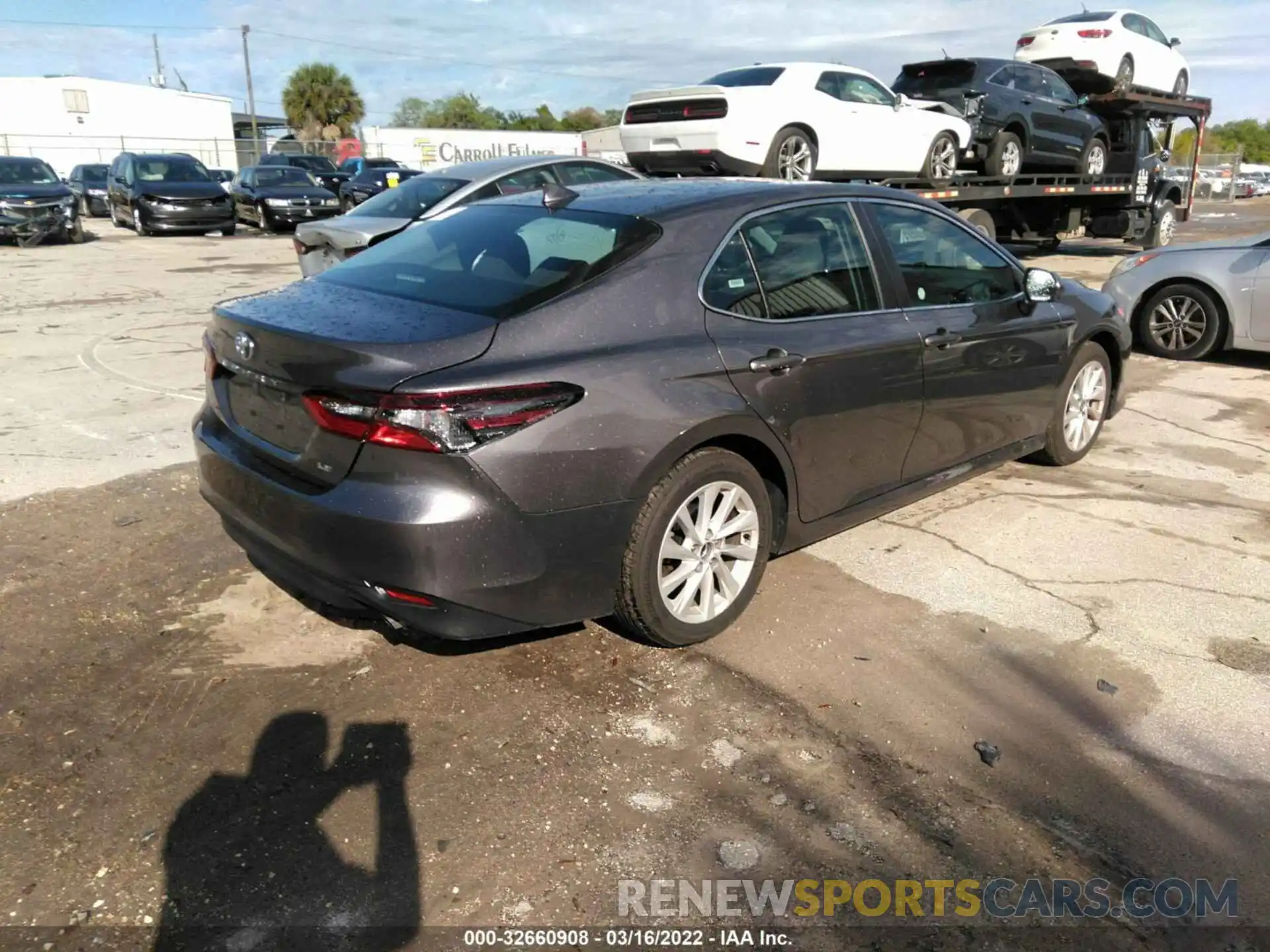 4 Photograph of a damaged car 4T1C11AK1NU640343 TOYOTA CAMRY 2022