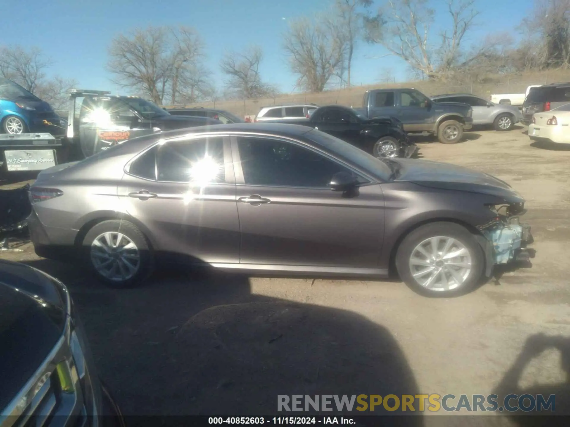 14 Photograph of a damaged car 4T1C11AK1NU646434 TOYOTA CAMRY 2022