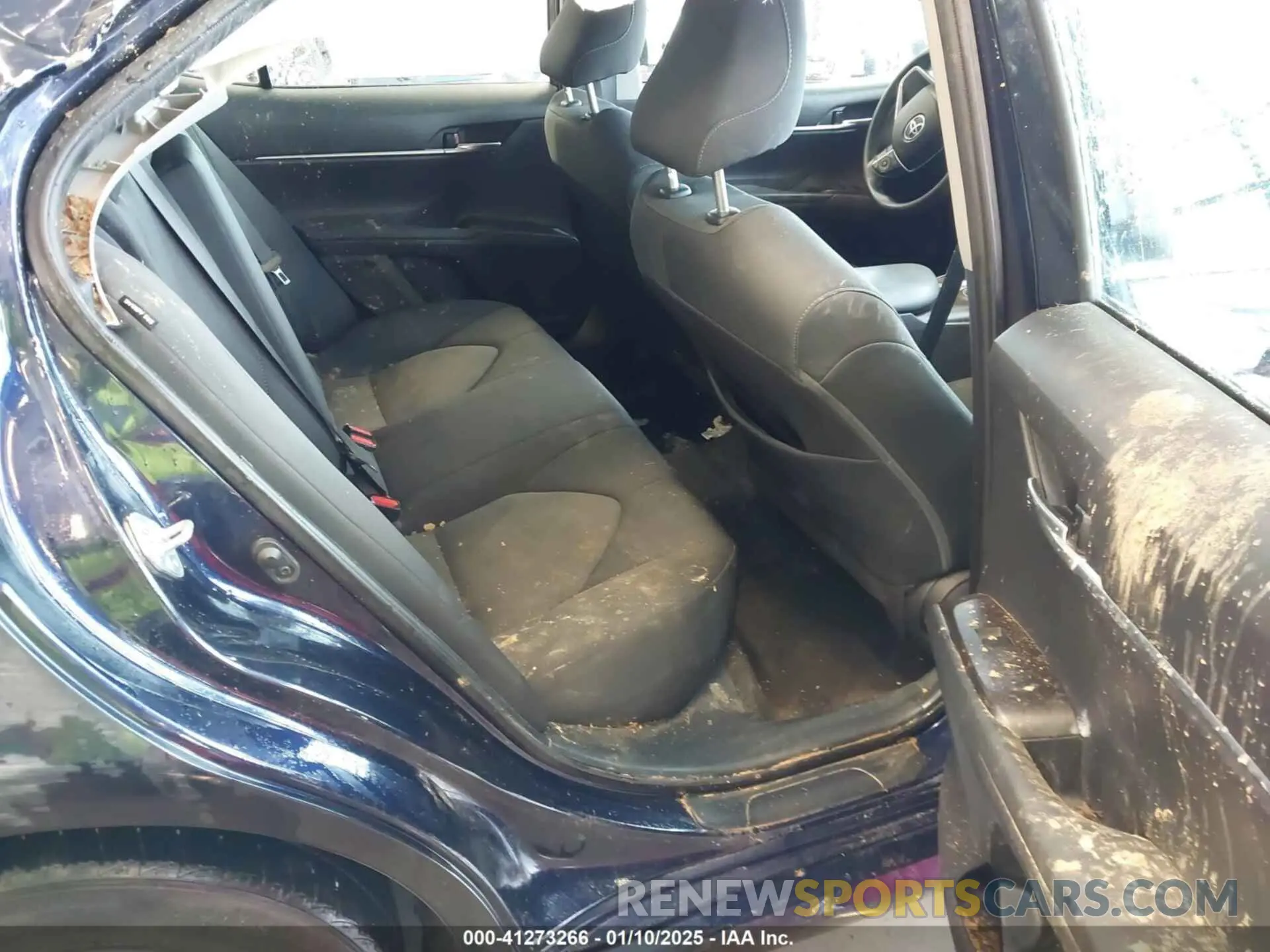 8 Photograph of a damaged car 4T1C11AK1NU652265 TOYOTA CAMRY 2022