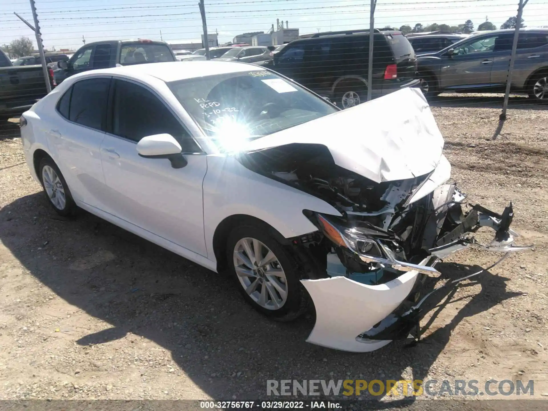 1 Photograph of a damaged car 4T1C11AK1NU661418 TOYOTA CAMRY 2022