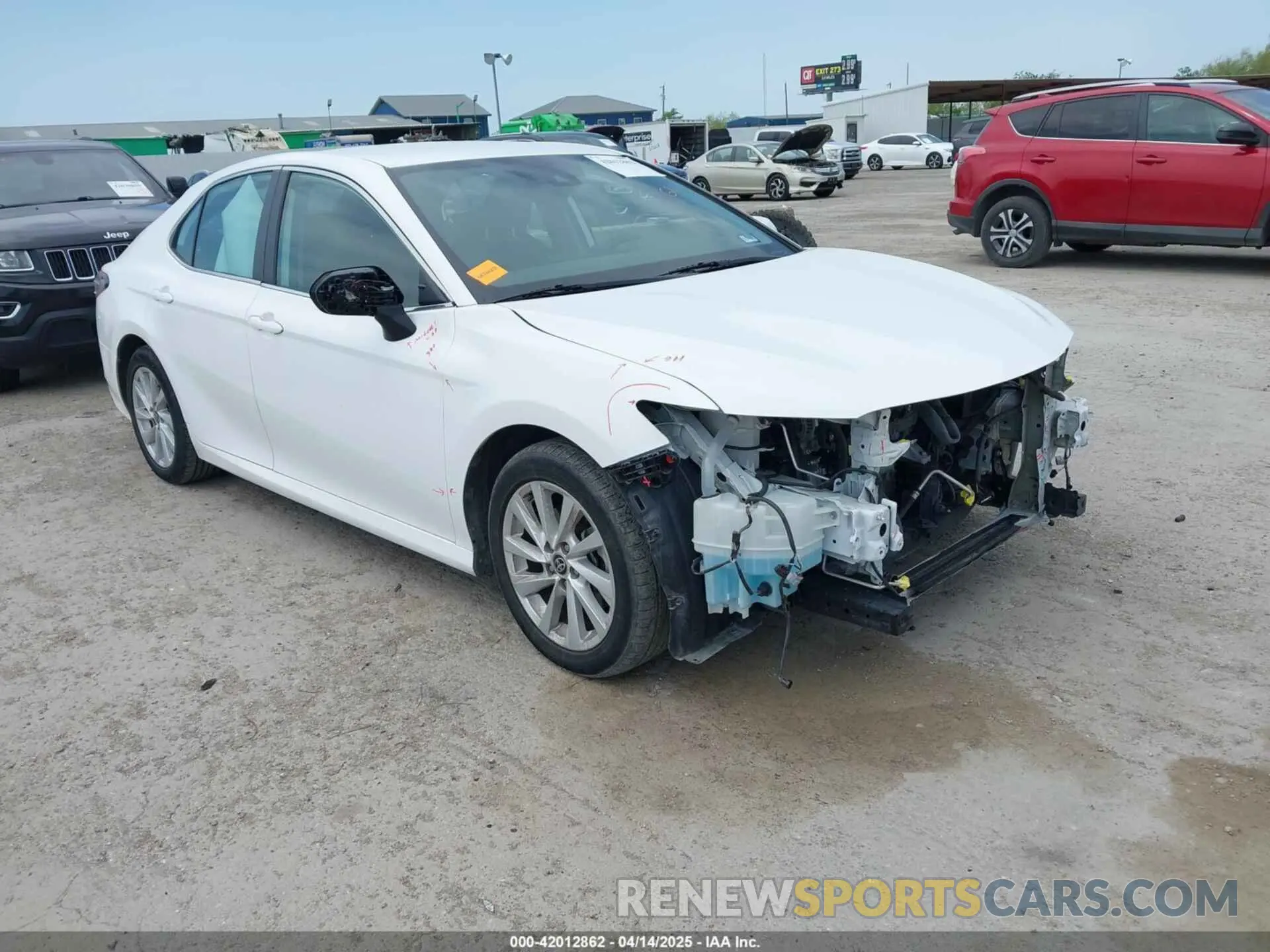 1 Photograph of a damaged car 4T1C11AK1NU665694 TOYOTA CAMRY 2022