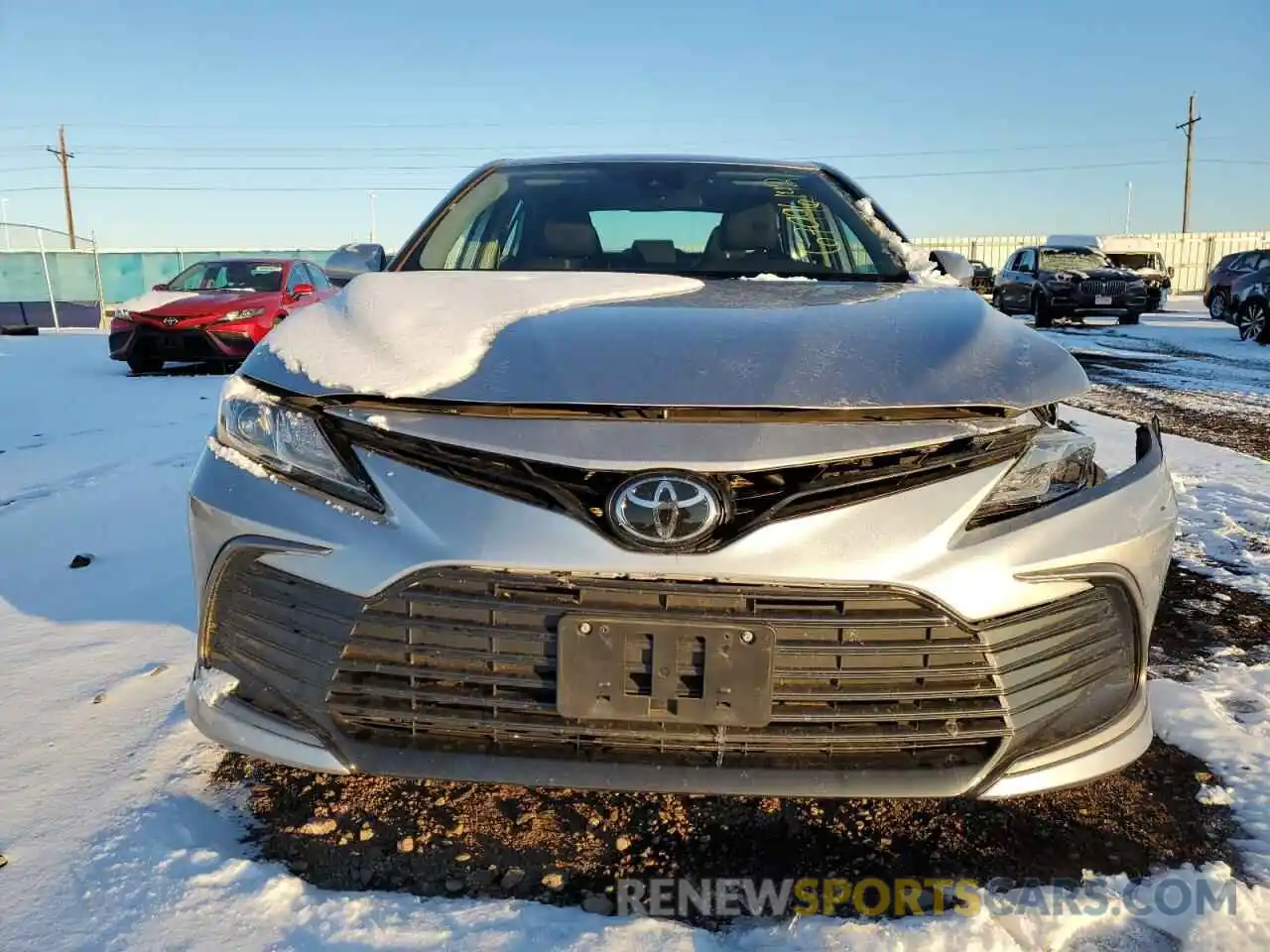 5 Photograph of a damaged car 4T1C11AK1NU685864 TOYOTA CAMRY 2022