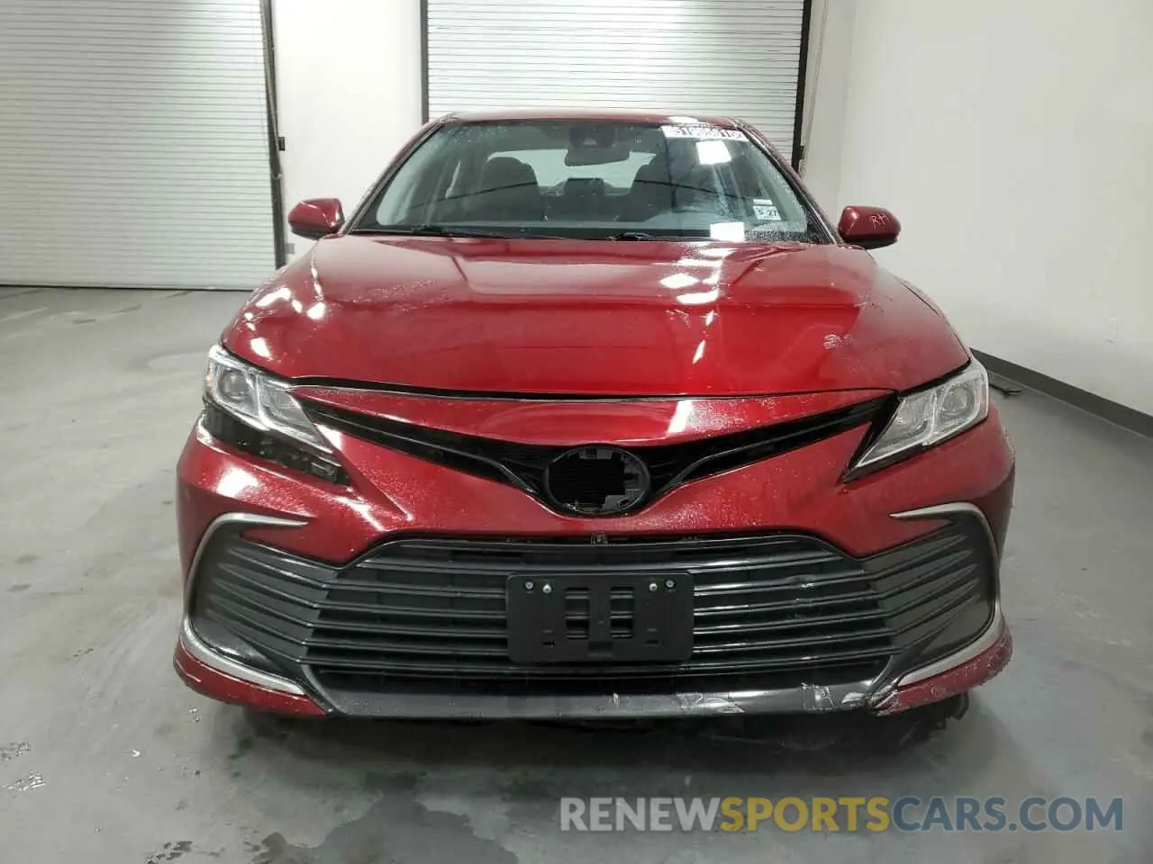 5 Photograph of a damaged car 4T1C11AK1NU689039 TOYOTA CAMRY 2022
