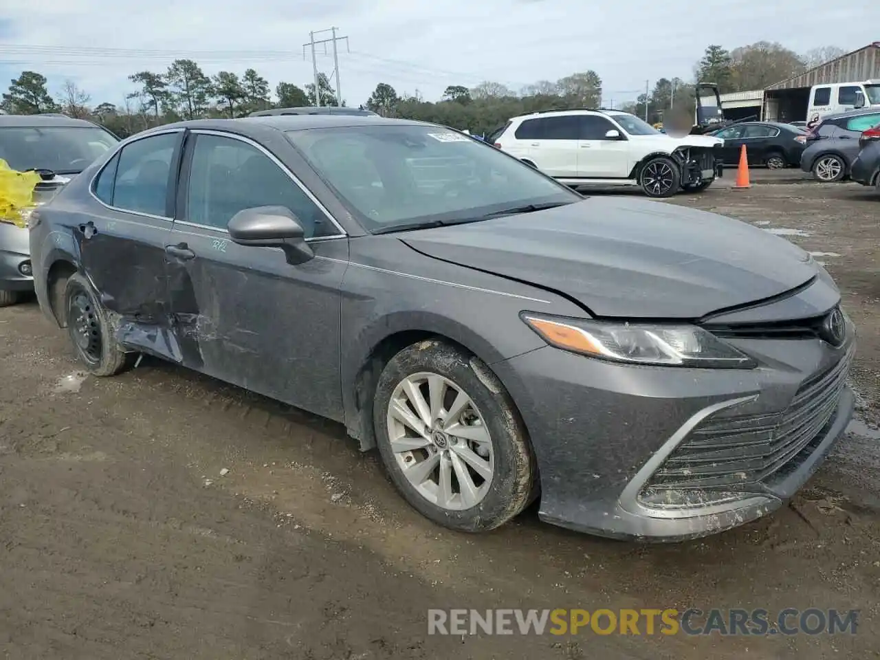 4 Photograph of a damaged car 4T1C11AK1NU692300 TOYOTA CAMRY 2022