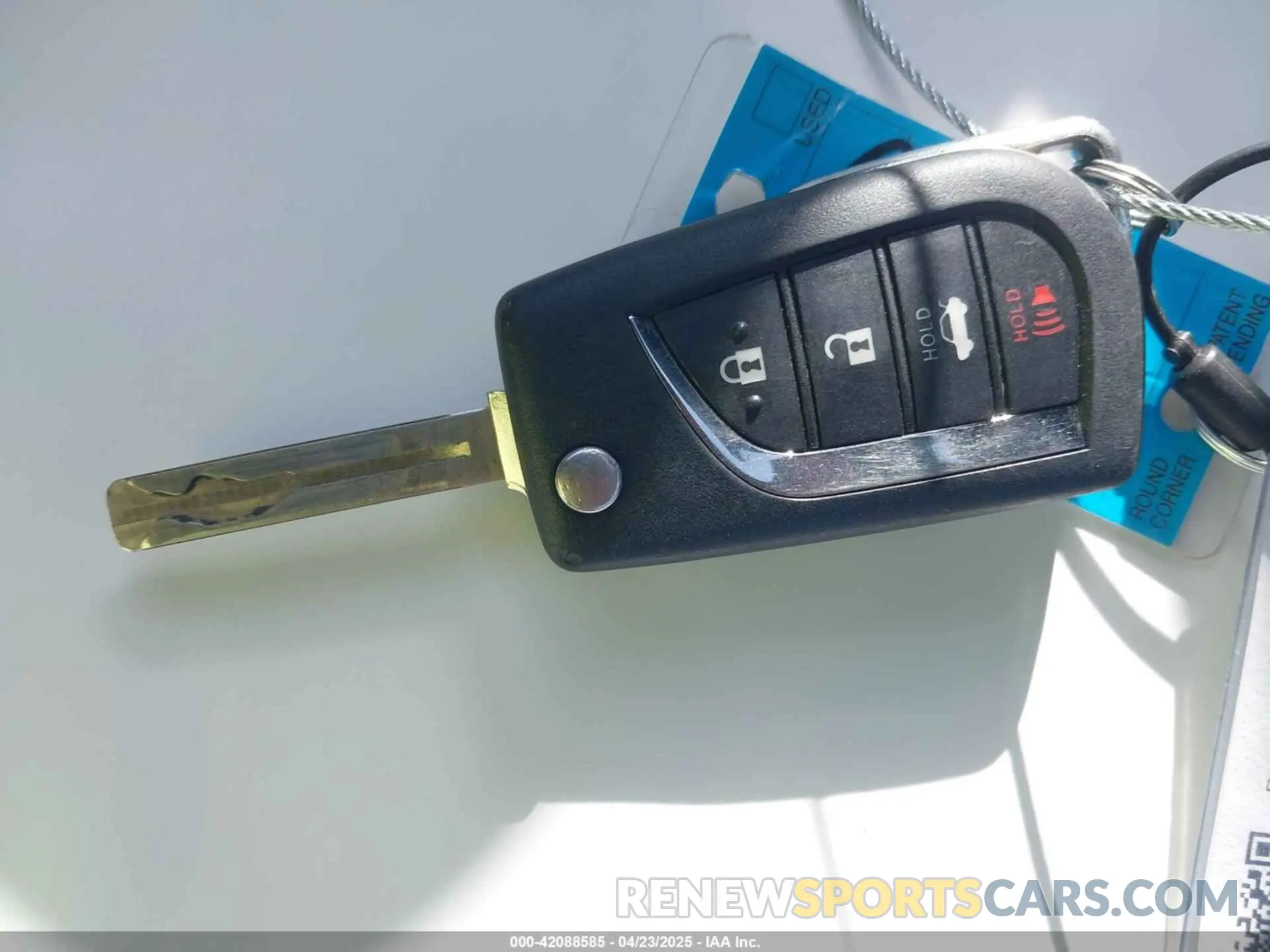 11 Photograph of a damaged car 4T1C11AK1NU697349 TOYOTA CAMRY 2022