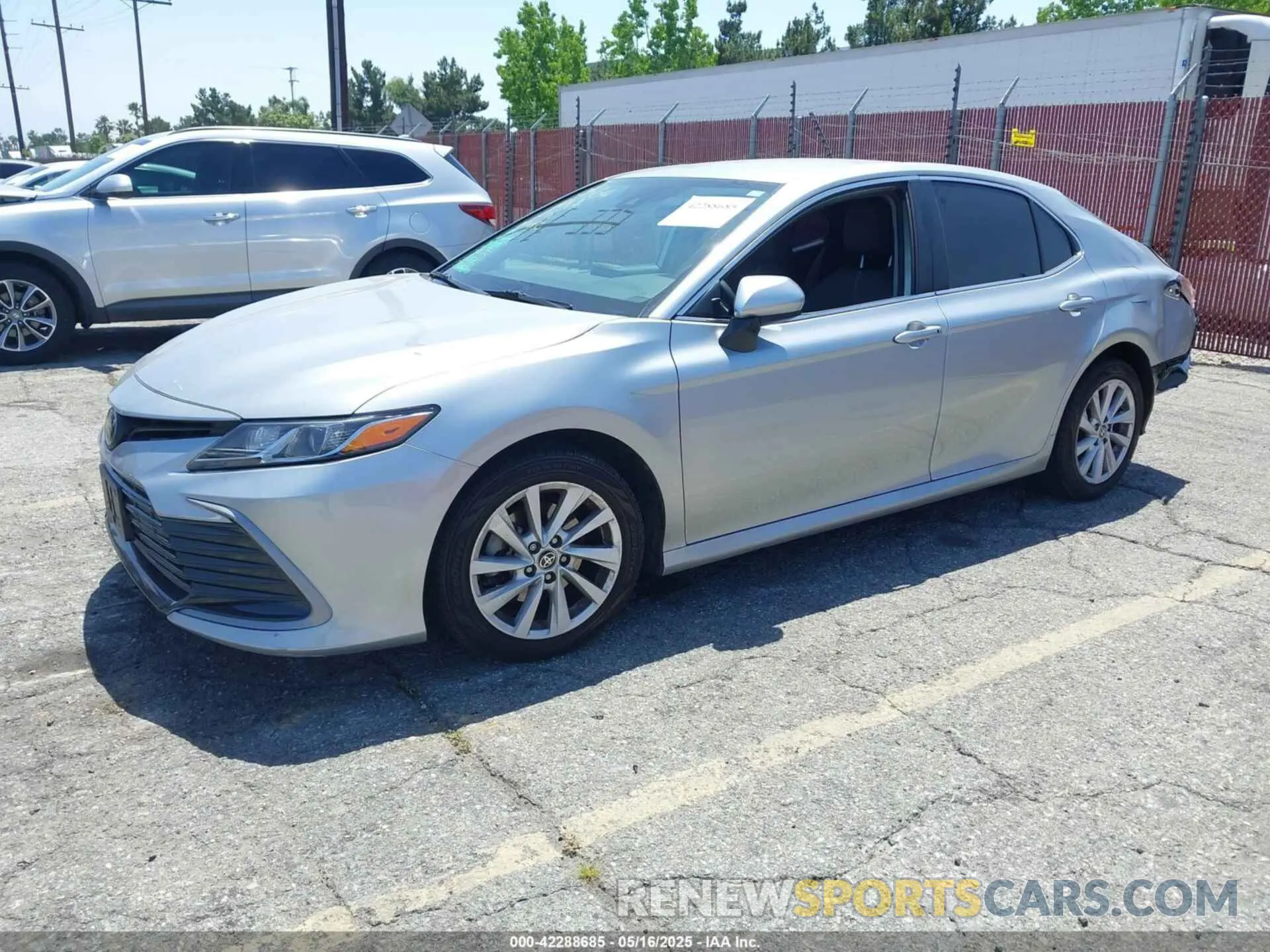 2 Photograph of a damaged car 4T1C11AK1NU707569 TOYOTA CAMRY 2022