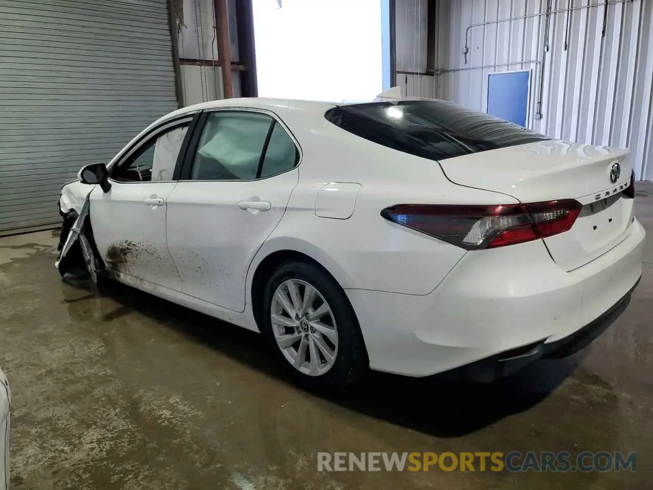 2 Photograph of a damaged car 4T1C11AK2NU074791 TOYOTA CAMRY 2022