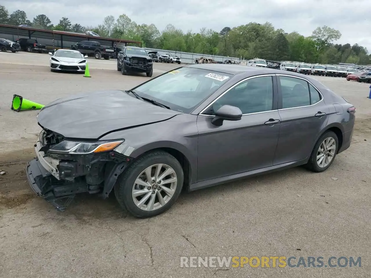 1 Photograph of a damaged car 4T1C11AK2NU629321 TOYOTA CAMRY 2022