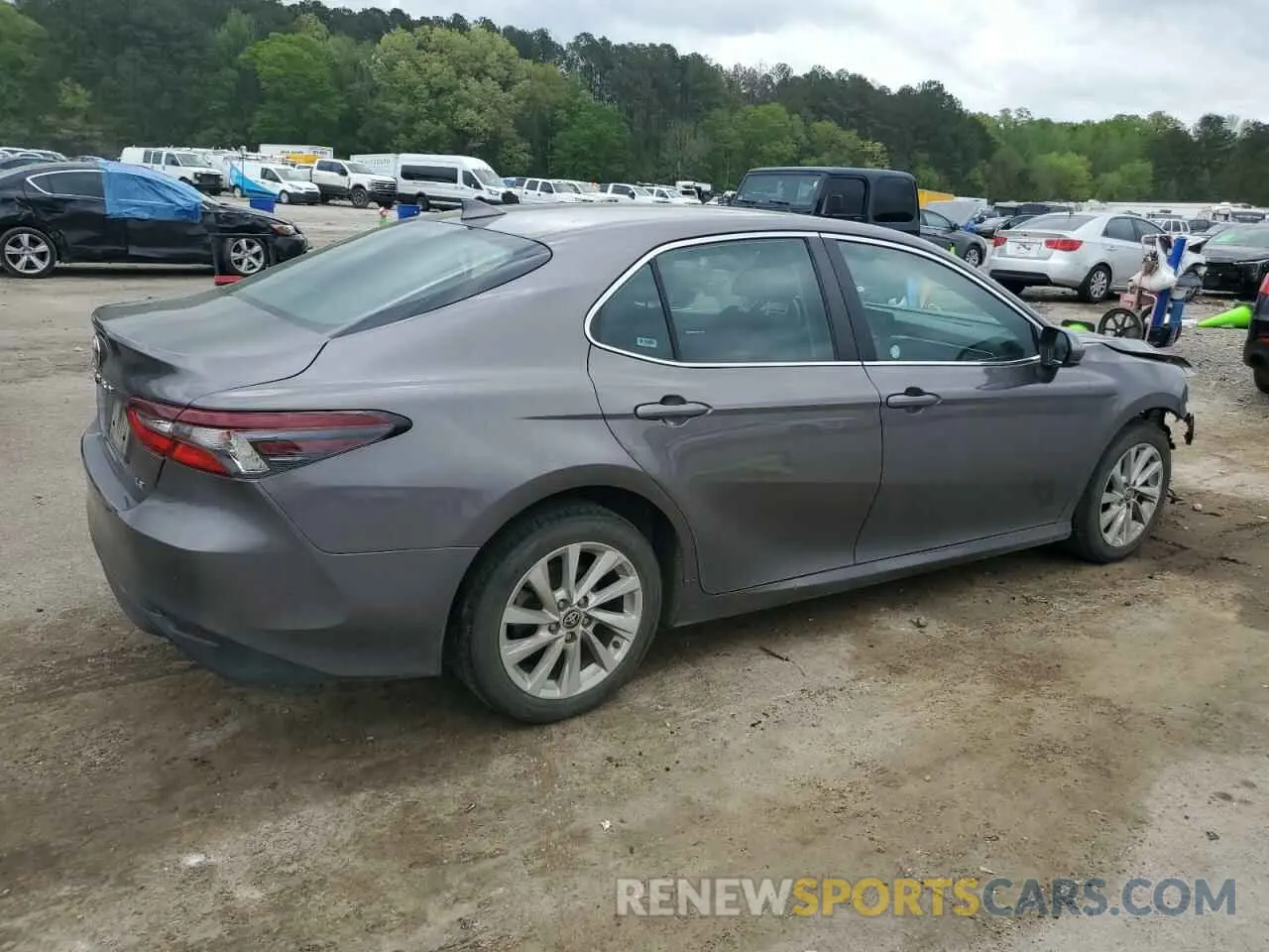 3 Photograph of a damaged car 4T1C11AK2NU629321 TOYOTA CAMRY 2022