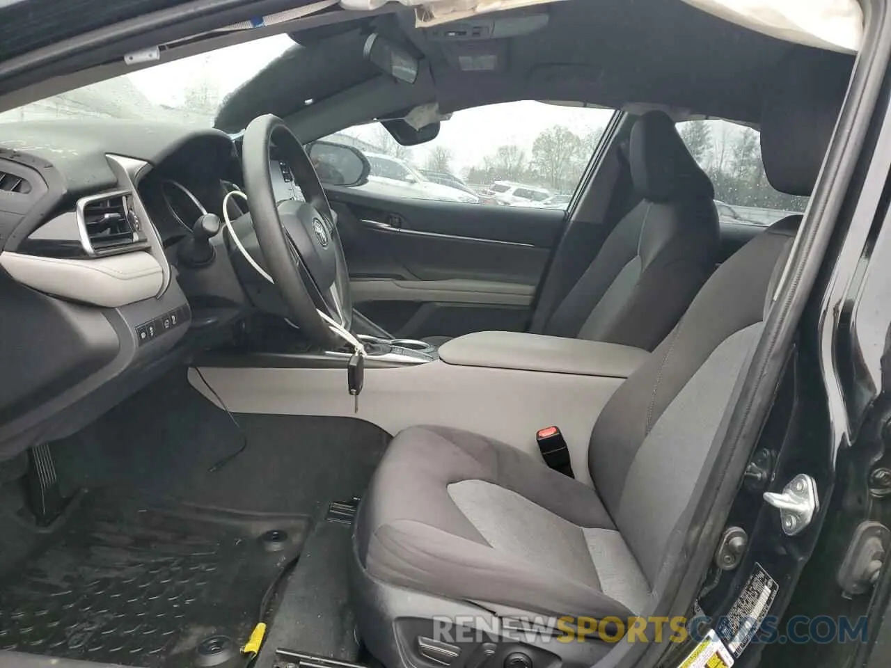 7 Photograph of a damaged car 4T1C11AK2NU651660 TOYOTA CAMRY 2022