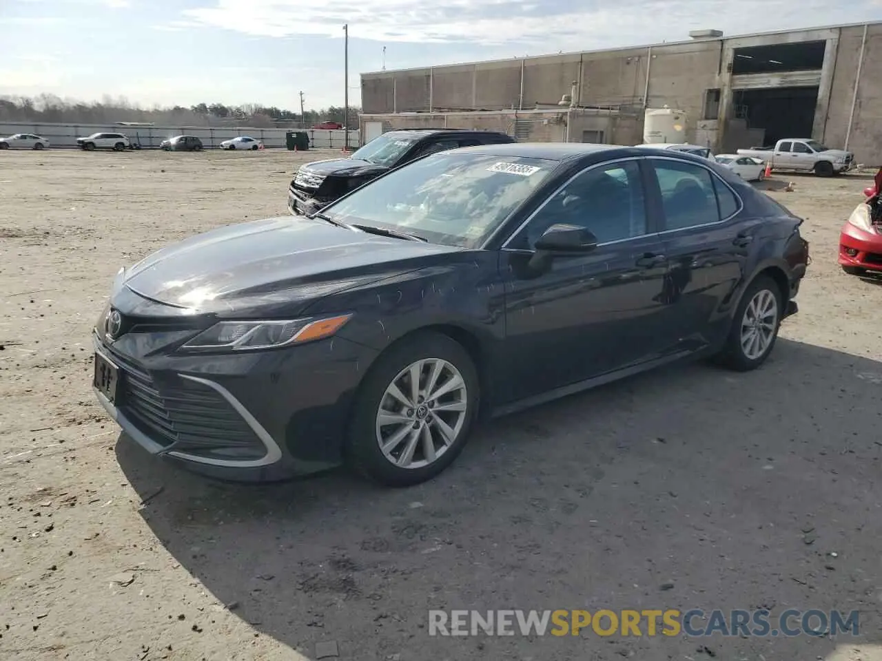 1 Photograph of a damaged car 4T1C11AK2NU653800 TOYOTA CAMRY 2022