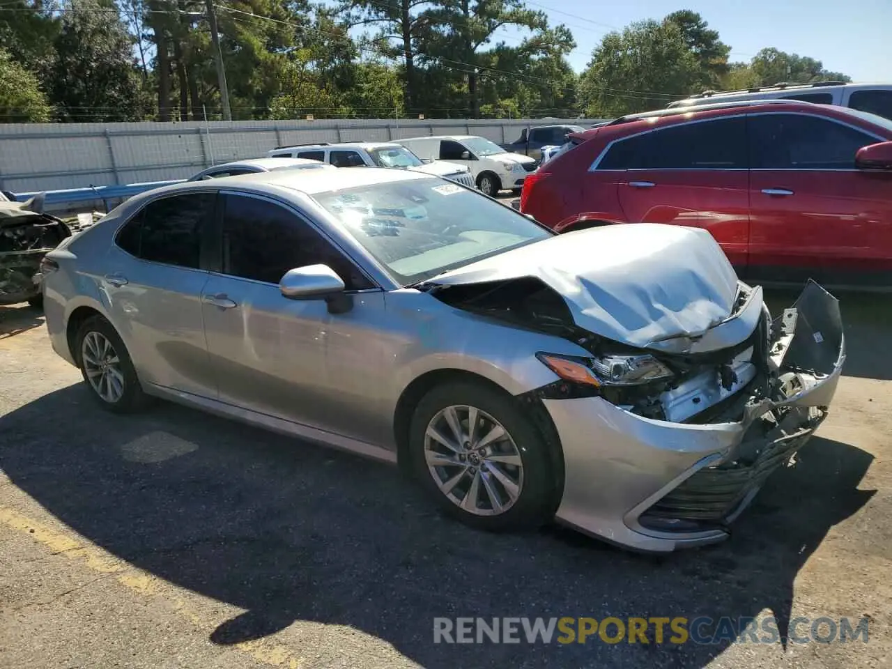 4 Photograph of a damaged car 4T1C11AK2NU663906 TOYOTA CAMRY 2022