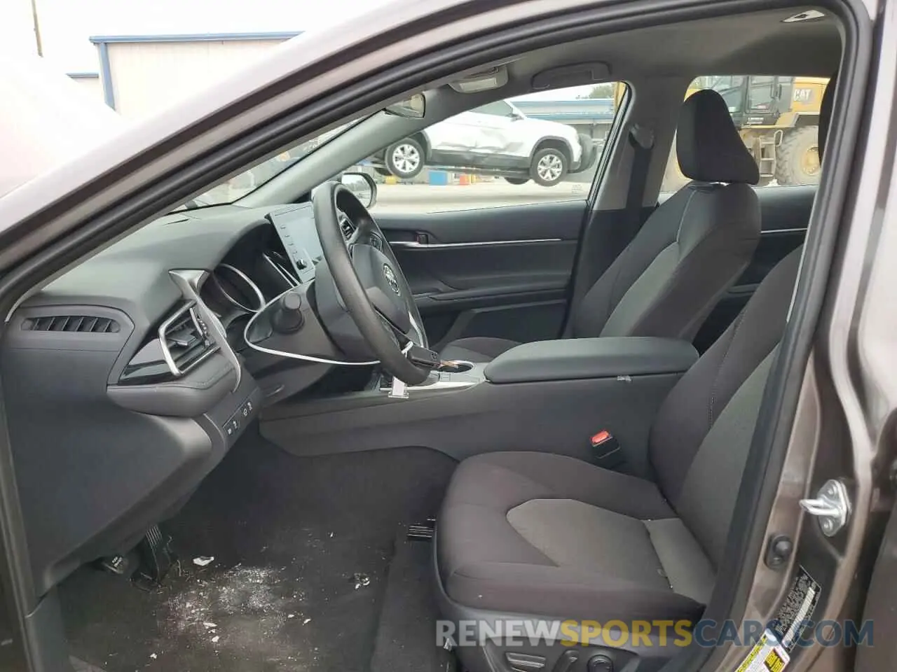 7 Photograph of a damaged car 4T1C11AK2NU665445 TOYOTA CAMRY 2022