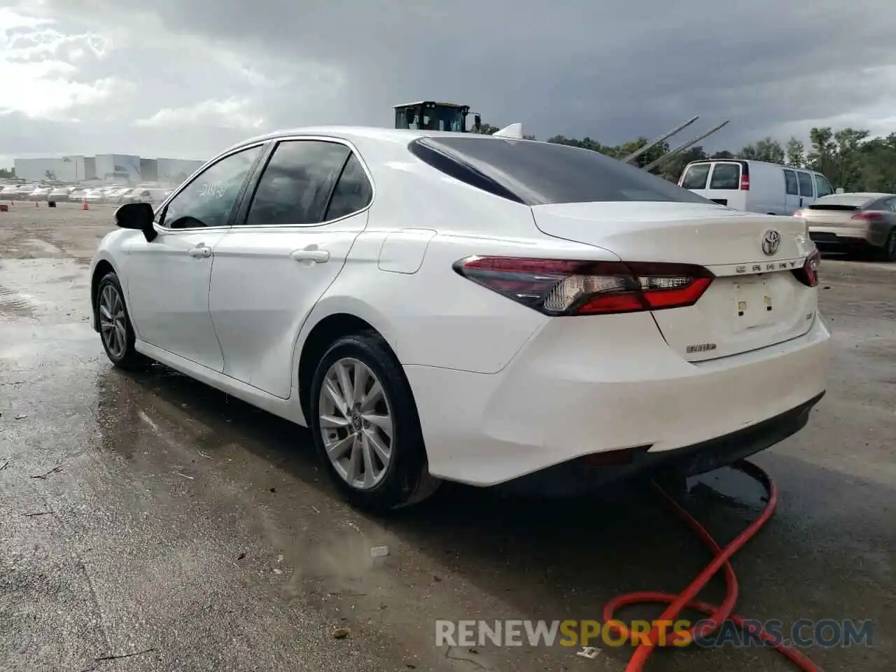 3 Photograph of a damaged car 4T1C11AK2NU677093 TOYOTA CAMRY 2022