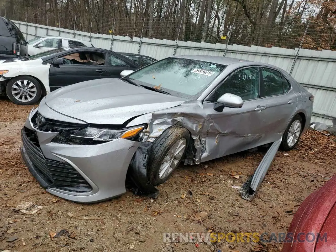 1 Photograph of a damaged car 4T1C11AK2NU683945 TOYOTA CAMRY 2022