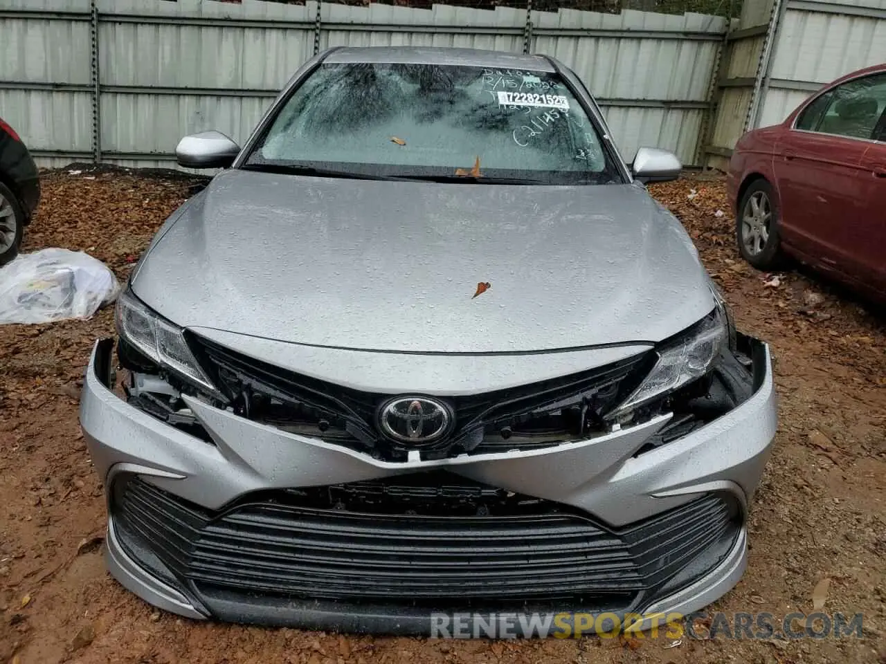 5 Photograph of a damaged car 4T1C11AK2NU683945 TOYOTA CAMRY 2022