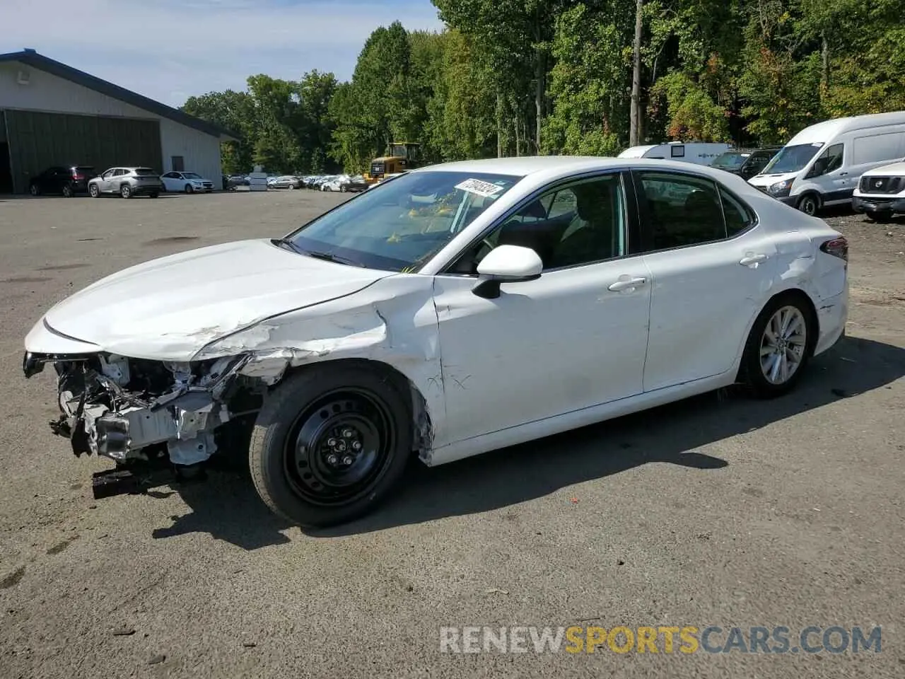 1 Photograph of a damaged car 4T1C11AK2NU688210 TOYOTA CAMRY 2022