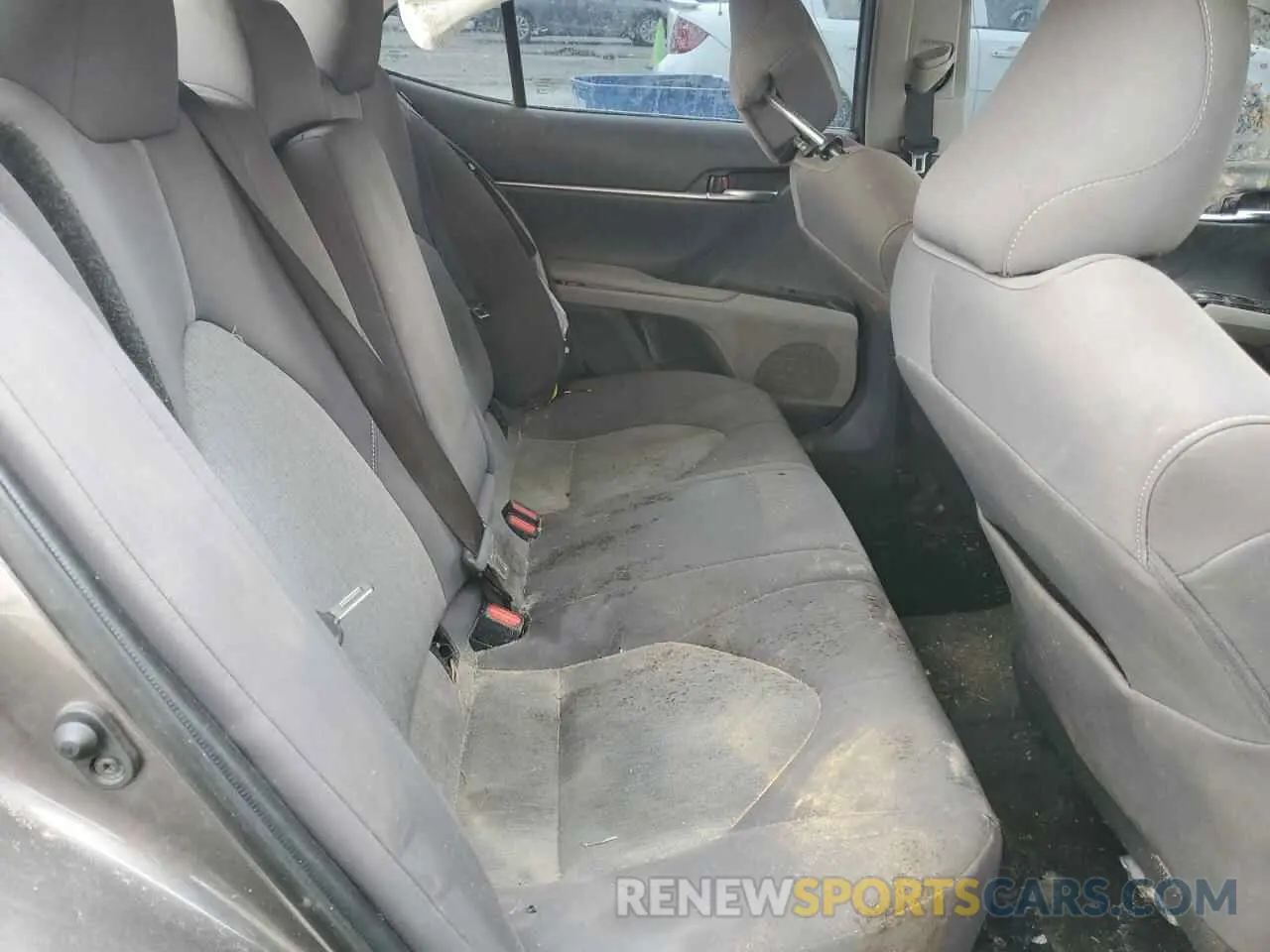 10 Photograph of a damaged car 4T1C11AK2NU688868 TOYOTA CAMRY 2022