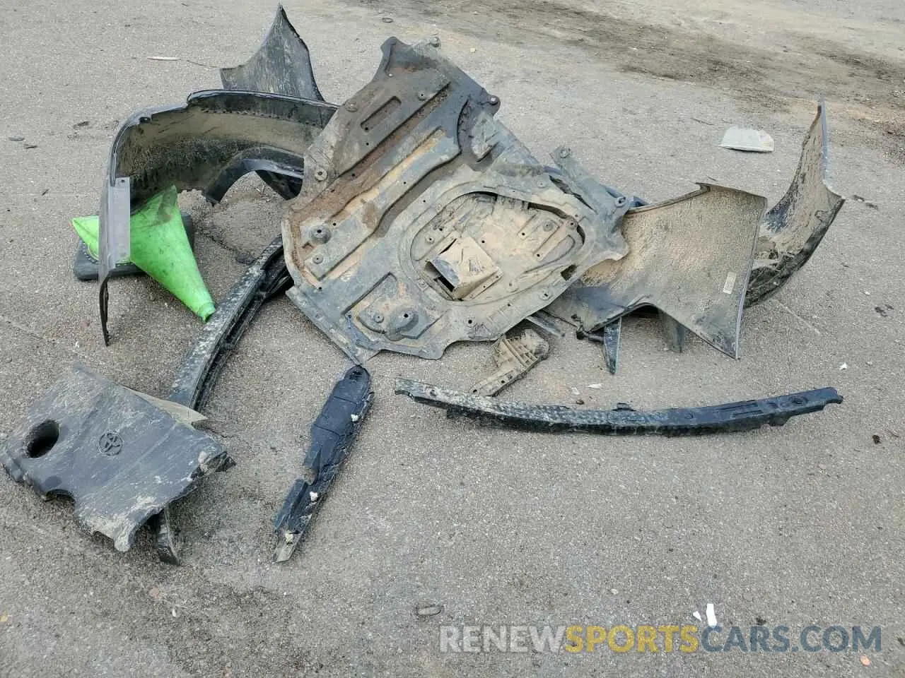 12 Photograph of a damaged car 4T1C11AK2NU688868 TOYOTA CAMRY 2022