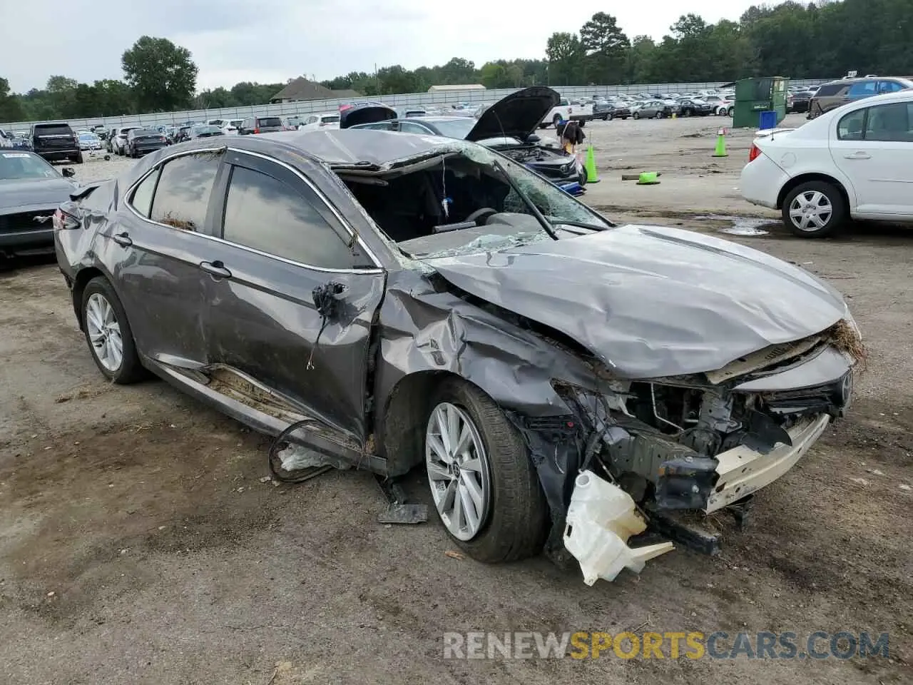 4 Photograph of a damaged car 4T1C11AK2NU688868 TOYOTA CAMRY 2022