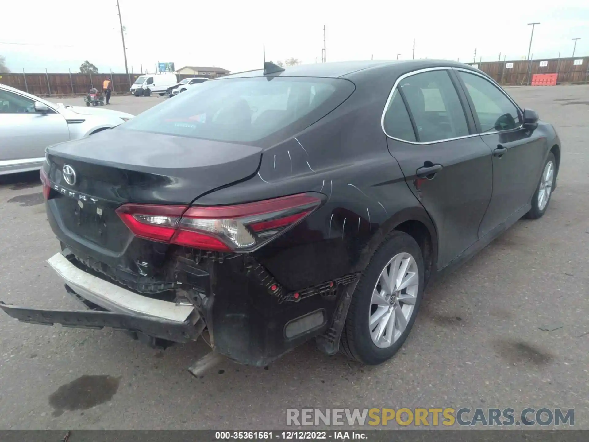 4 Photograph of a damaged car 4T1C11AK2NU690765 TOYOTA CAMRY 2022