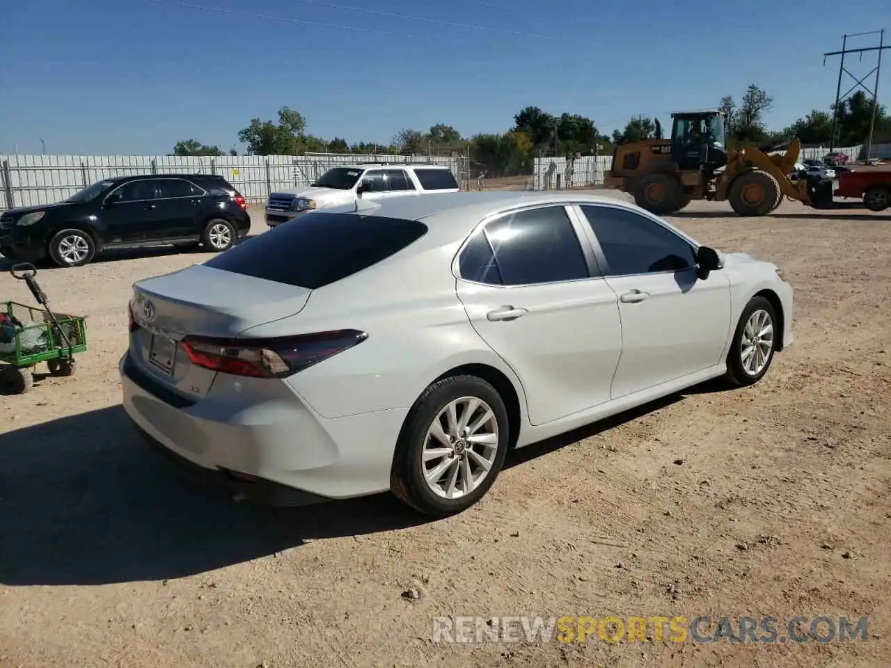 4 Photograph of a damaged car 4T1C11AK3NU023218 TOYOTA CAMRY 2022