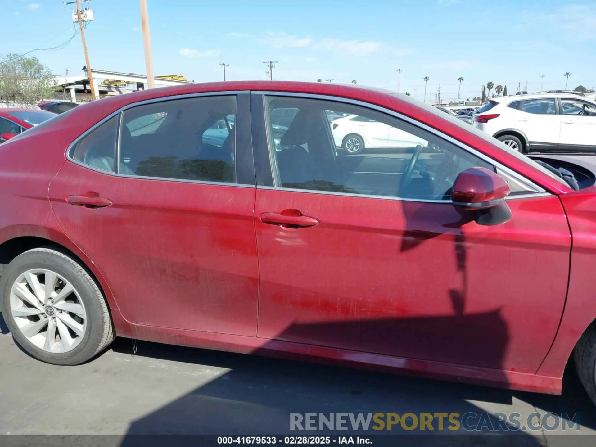 13 Photograph of a damaged car 4T1C11AK3NU047552 TOYOTA CAMRY 2022