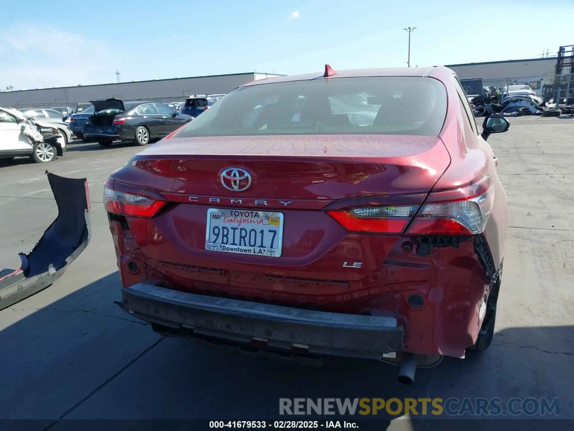 16 Photograph of a damaged car 4T1C11AK3NU047552 TOYOTA CAMRY 2022