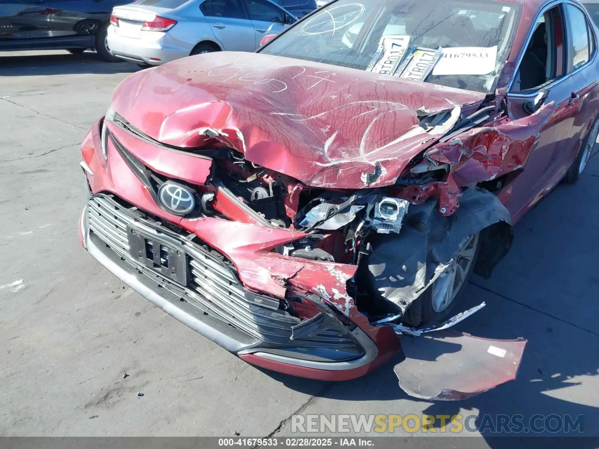 6 Photograph of a damaged car 4T1C11AK3NU047552 TOYOTA CAMRY 2022