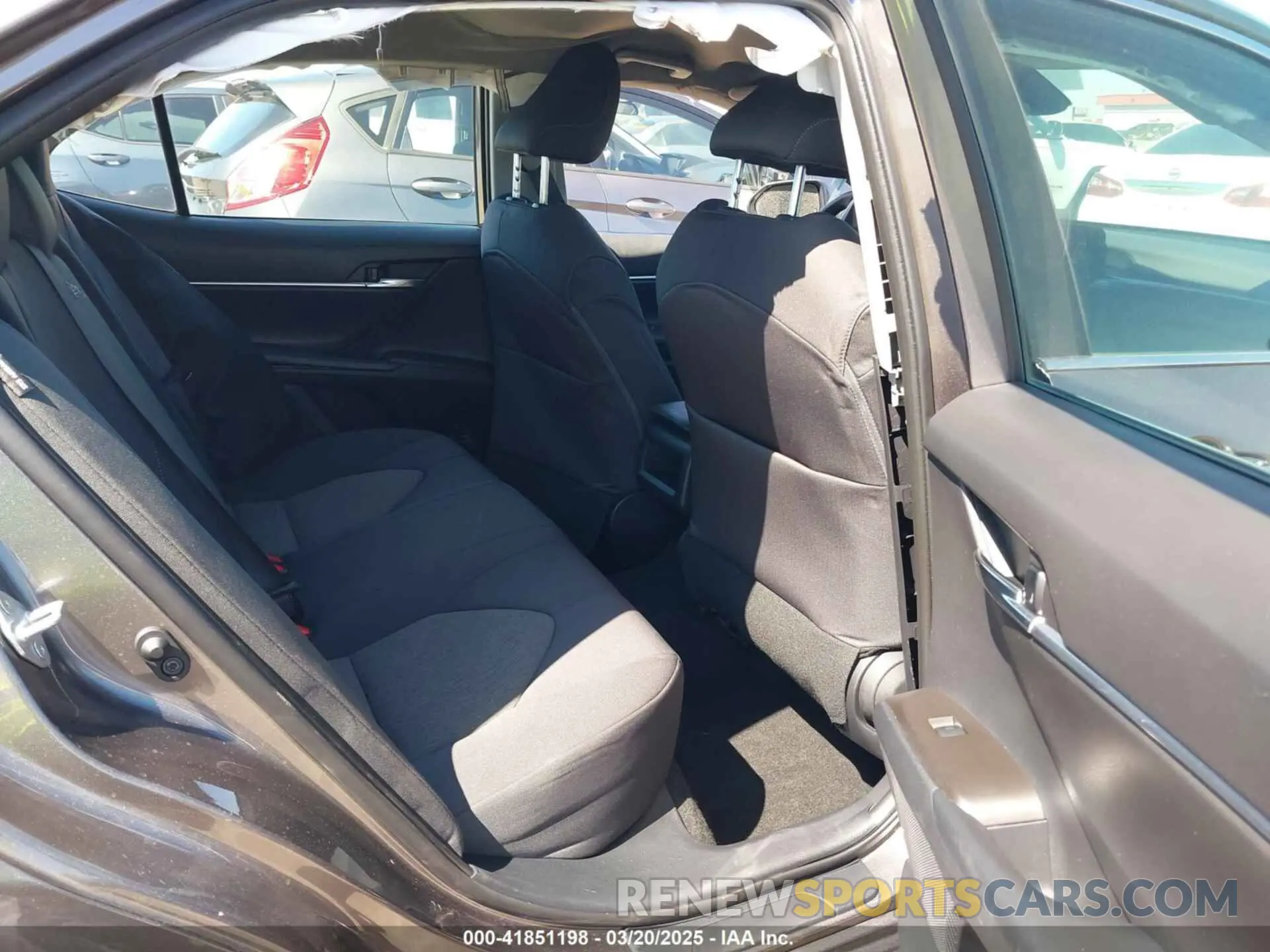 8 Photograph of a damaged car 4T1C11AK3NU068322 TOYOTA CAMRY 2022