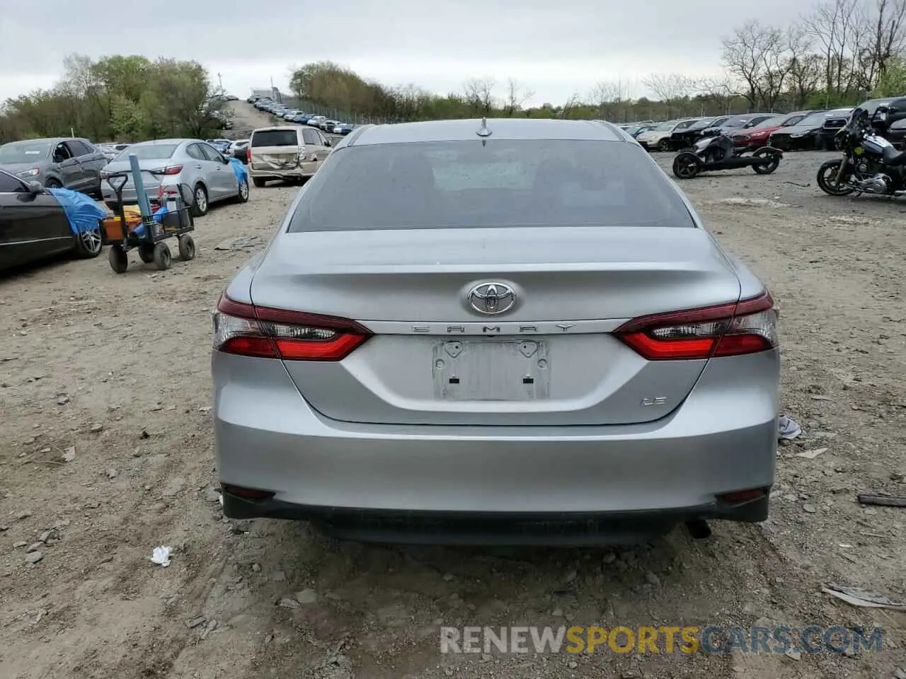 6 Photograph of a damaged car 4T1C11AK3NU072189 TOYOTA CAMRY 2022
