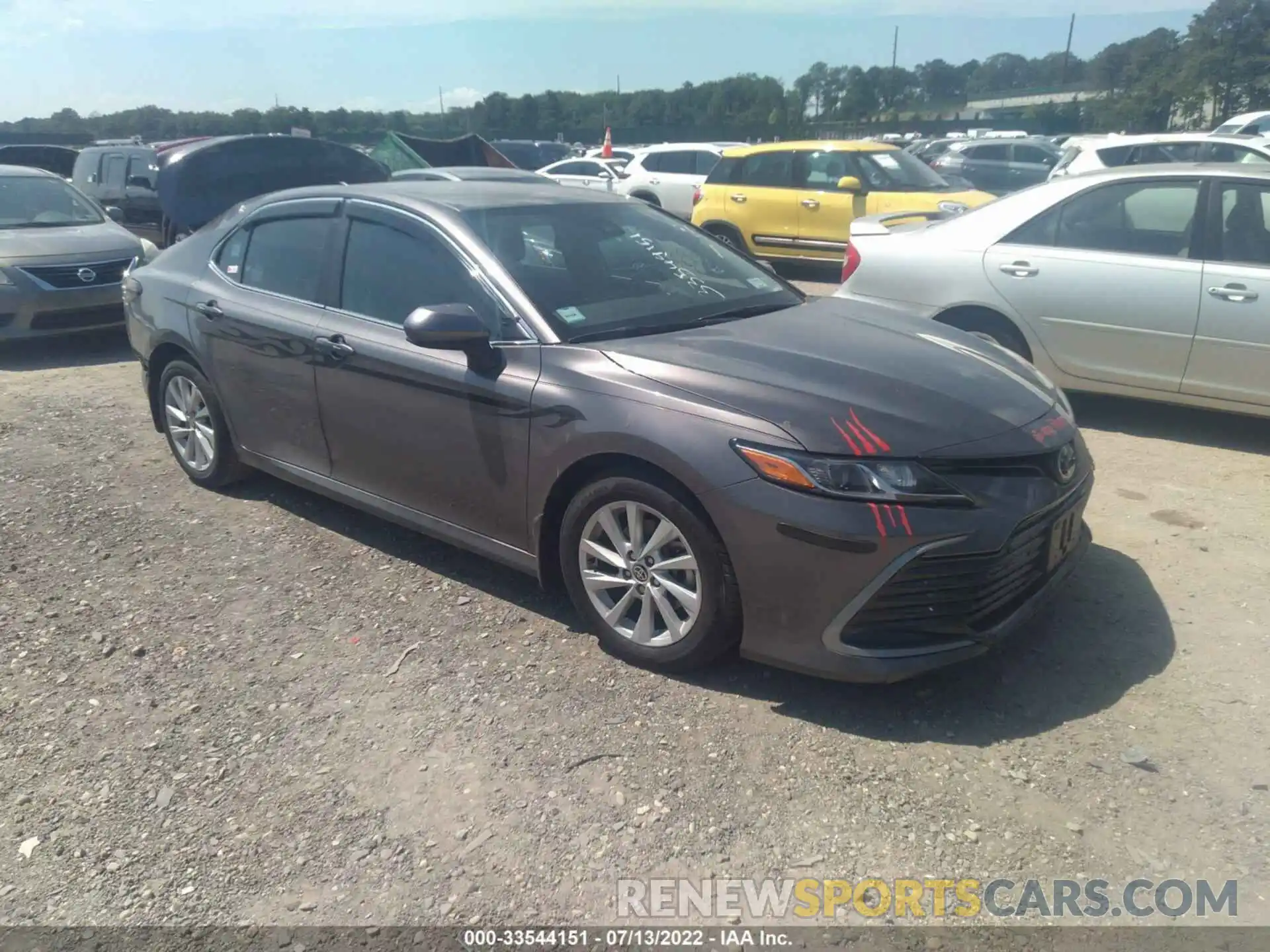 1 Photograph of a damaged car 4T1C11AK3NU619557 TOYOTA CAMRY 2022