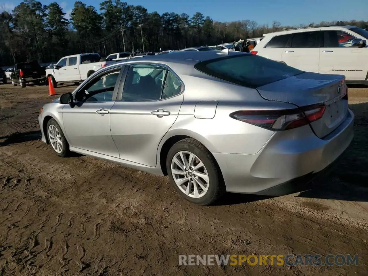 2 Photograph of a damaged car 4T1C11AK3NU623060 TOYOTA CAMRY 2022