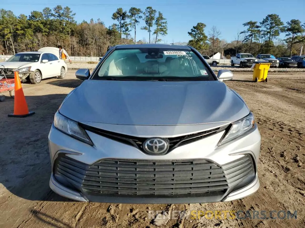 5 Photograph of a damaged car 4T1C11AK3NU623060 TOYOTA CAMRY 2022