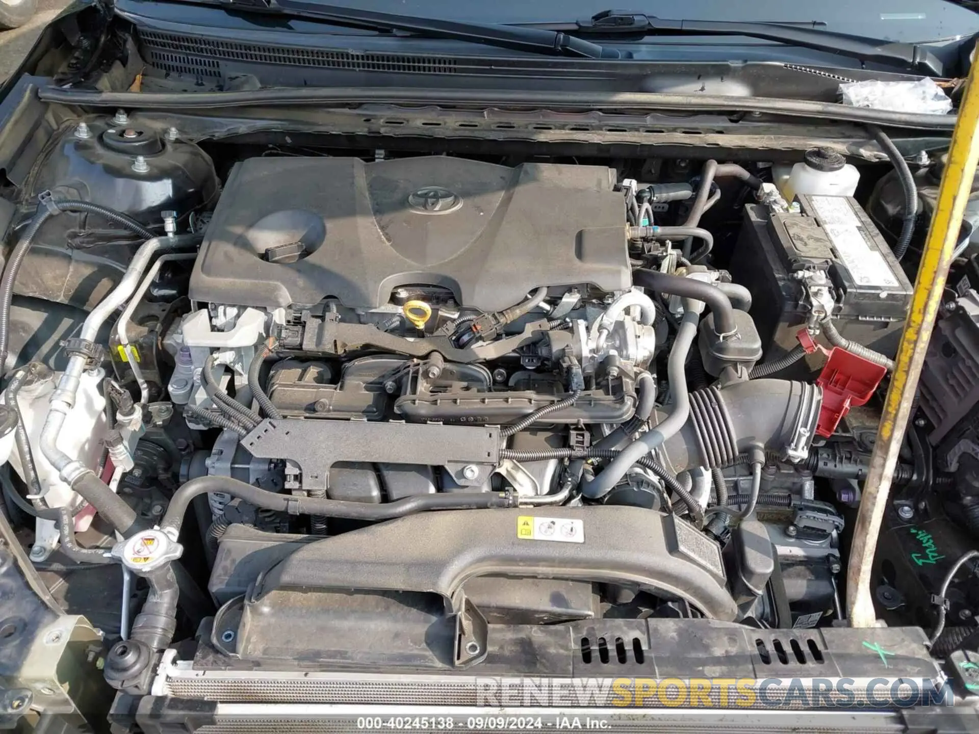 10 Photograph of a damaged car 4T1C11AK3NU631739 TOYOTA CAMRY 2022