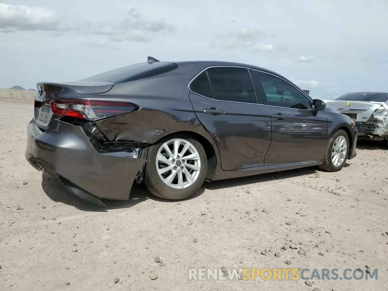 3 Photograph of a damaged car 4T1C11AK3NU635810 TOYOTA CAMRY 2022