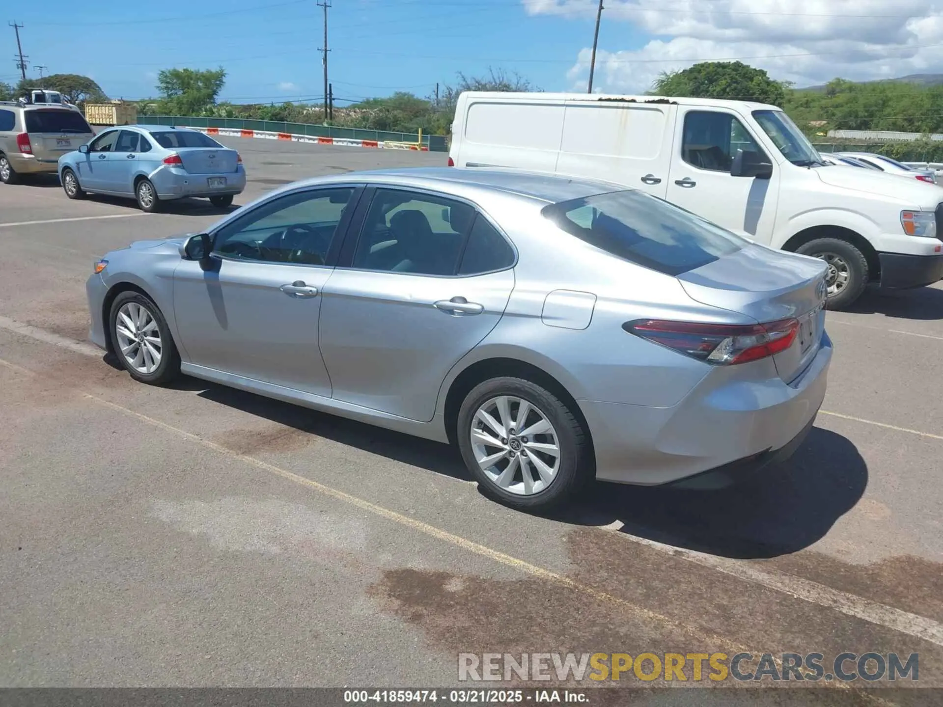 3 Photograph of a damaged car 4T1C11AK3NU638299 TOYOTA CAMRY 2022