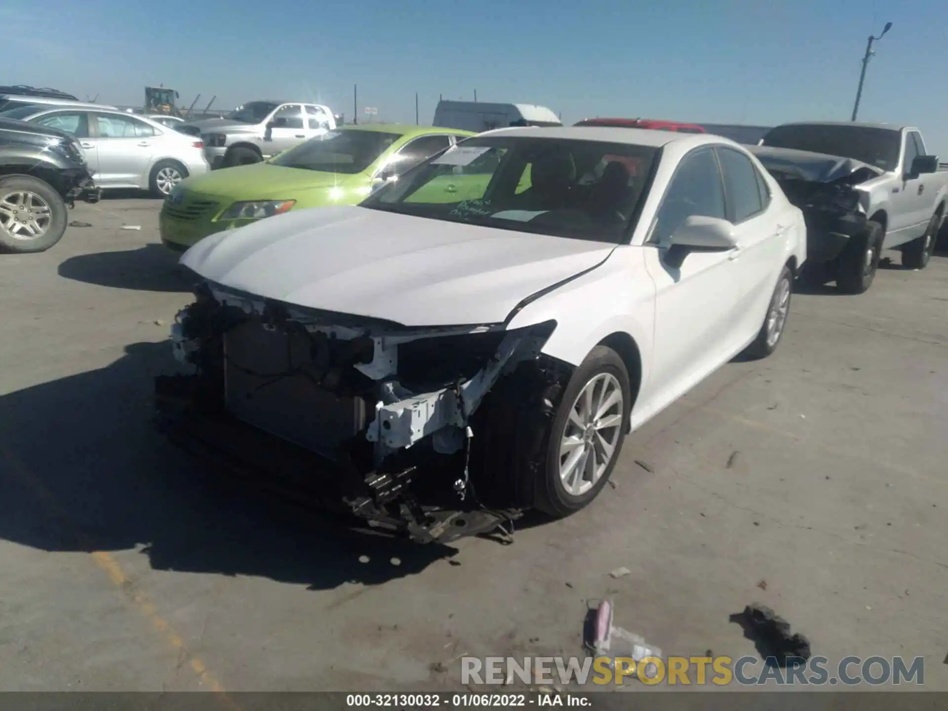 2 Photograph of a damaged car 4T1C11AK3NU640750 TOYOTA CAMRY 2022