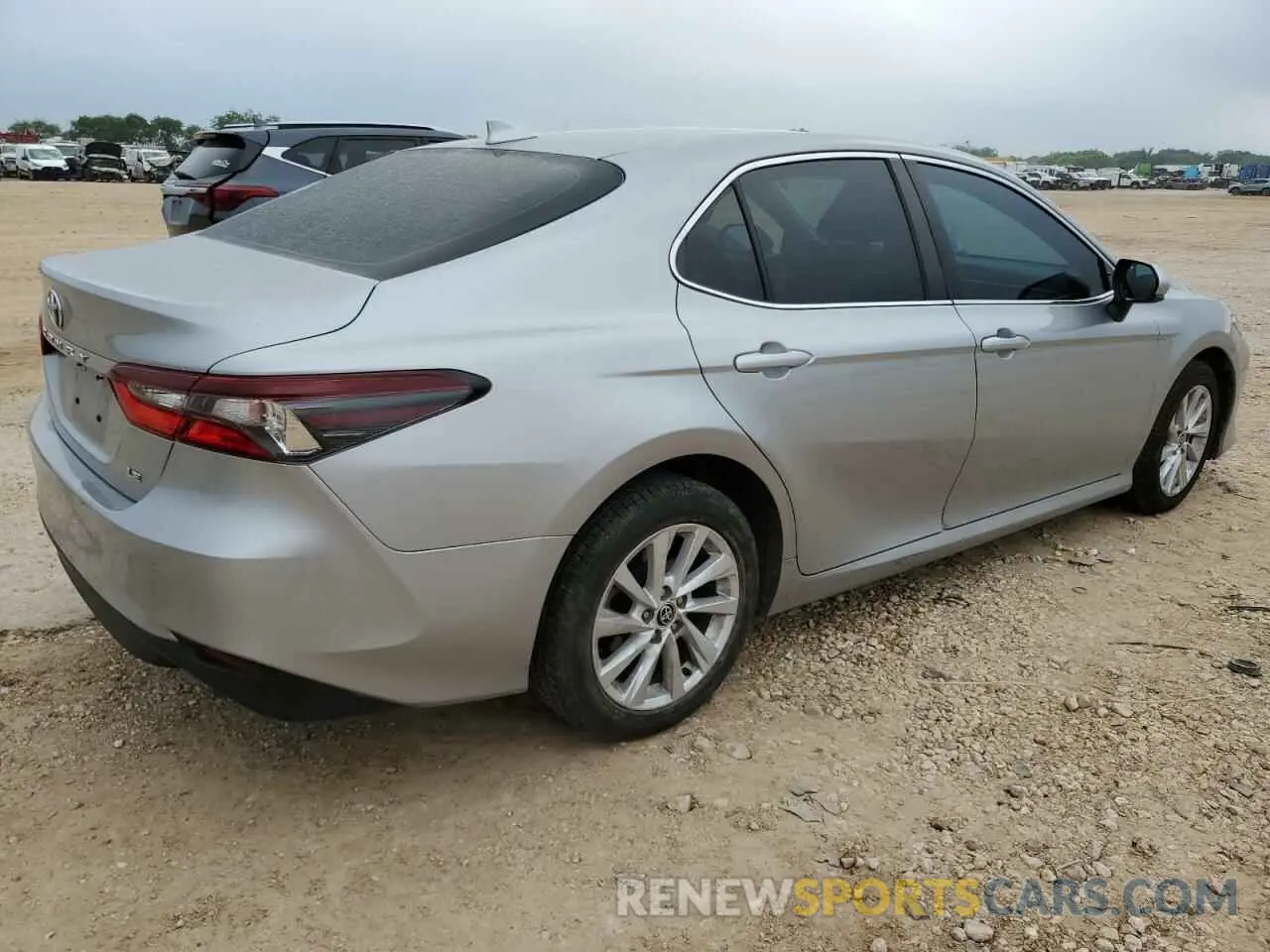 3 Photograph of a damaged car 4T1C11AK3NU643471 TOYOTA CAMRY 2022