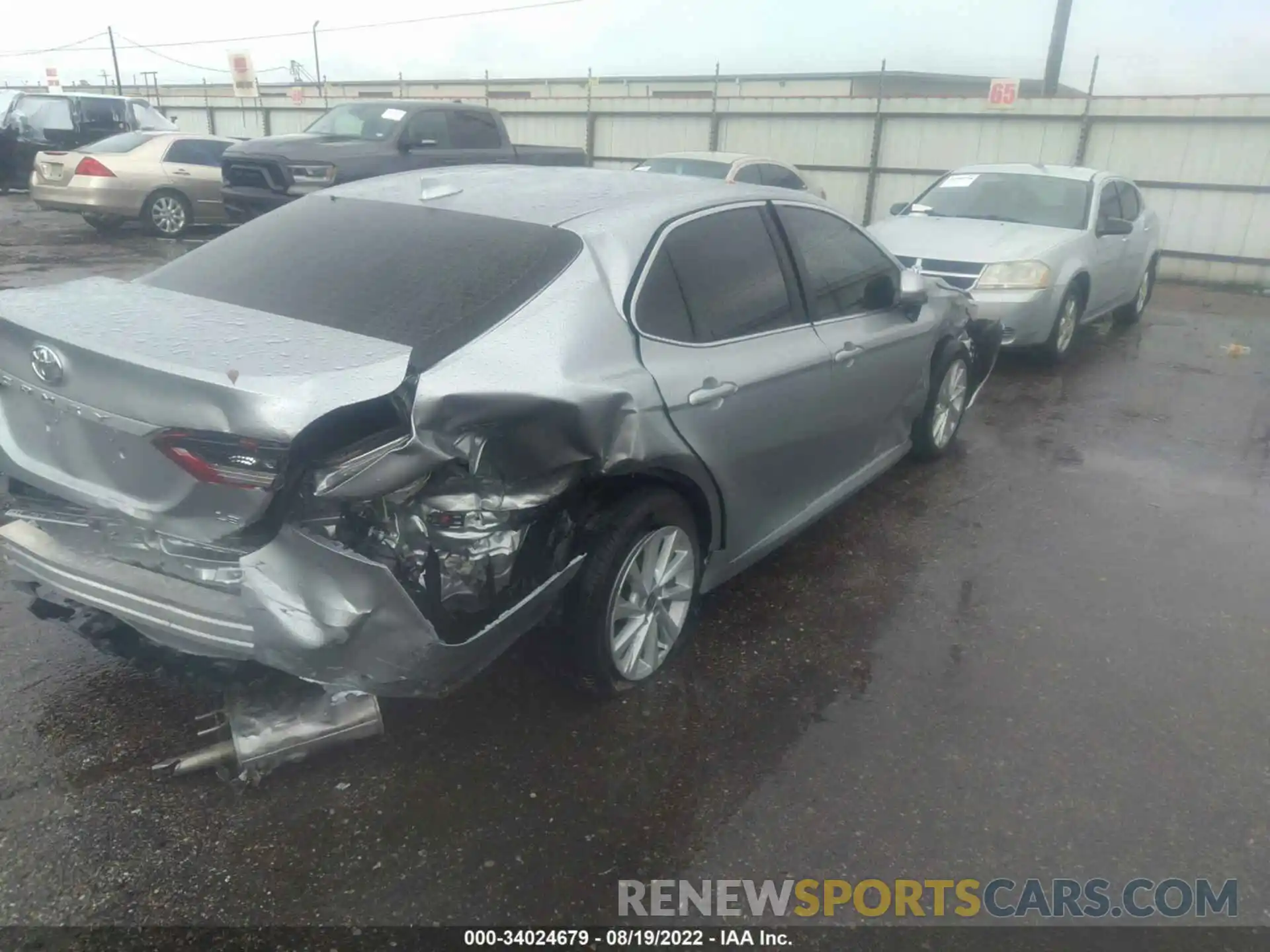 4 Photograph of a damaged car 4T1C11AK3NU644703 TOYOTA CAMRY 2022