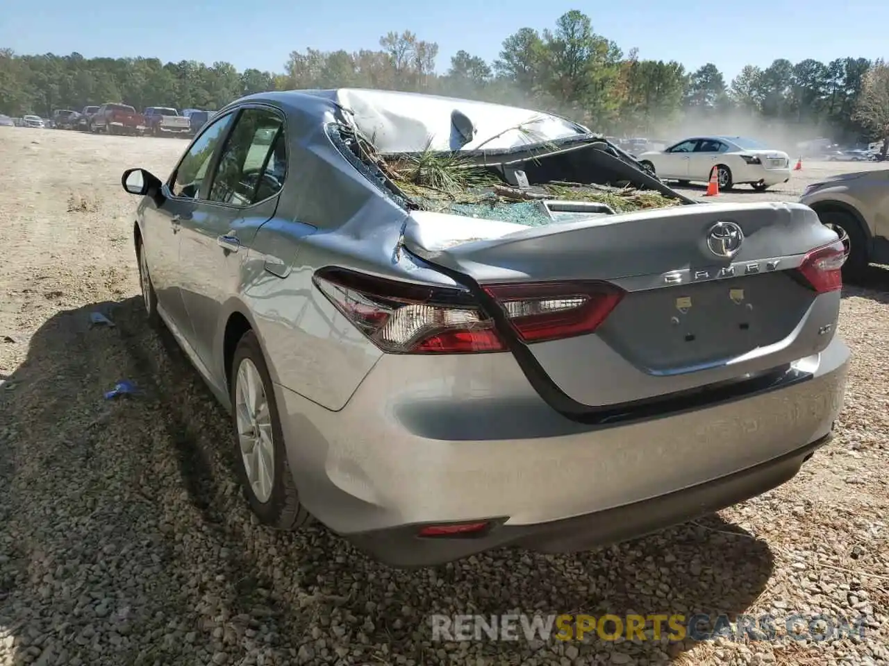 3 Photograph of a damaged car 4T1C11AK3NU649982 TOYOTA CAMRY 2022