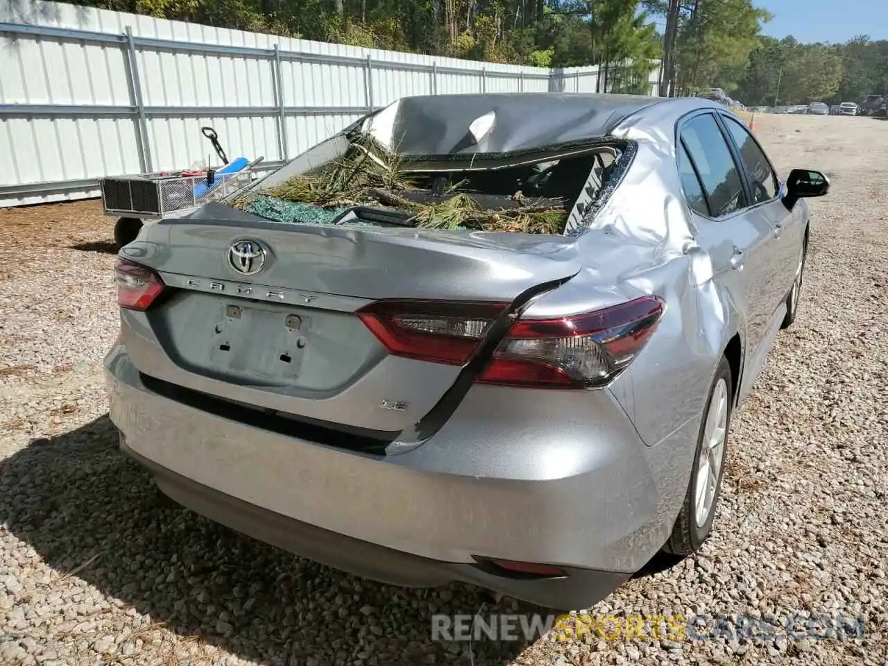 4 Photograph of a damaged car 4T1C11AK3NU649982 TOYOTA CAMRY 2022