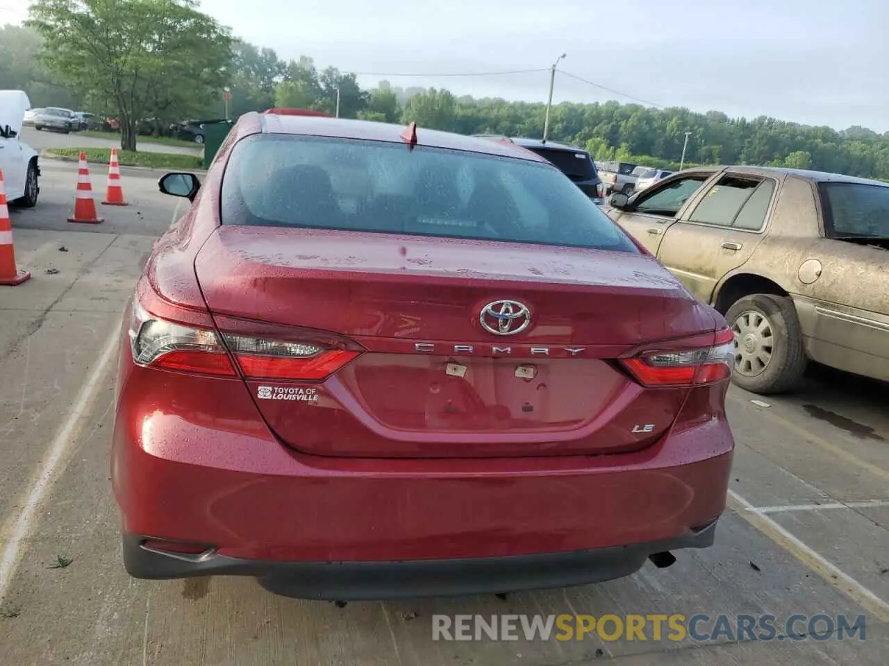 6 Photograph of a damaged car 4T1C11AK3NU678379 TOYOTA CAMRY 2022