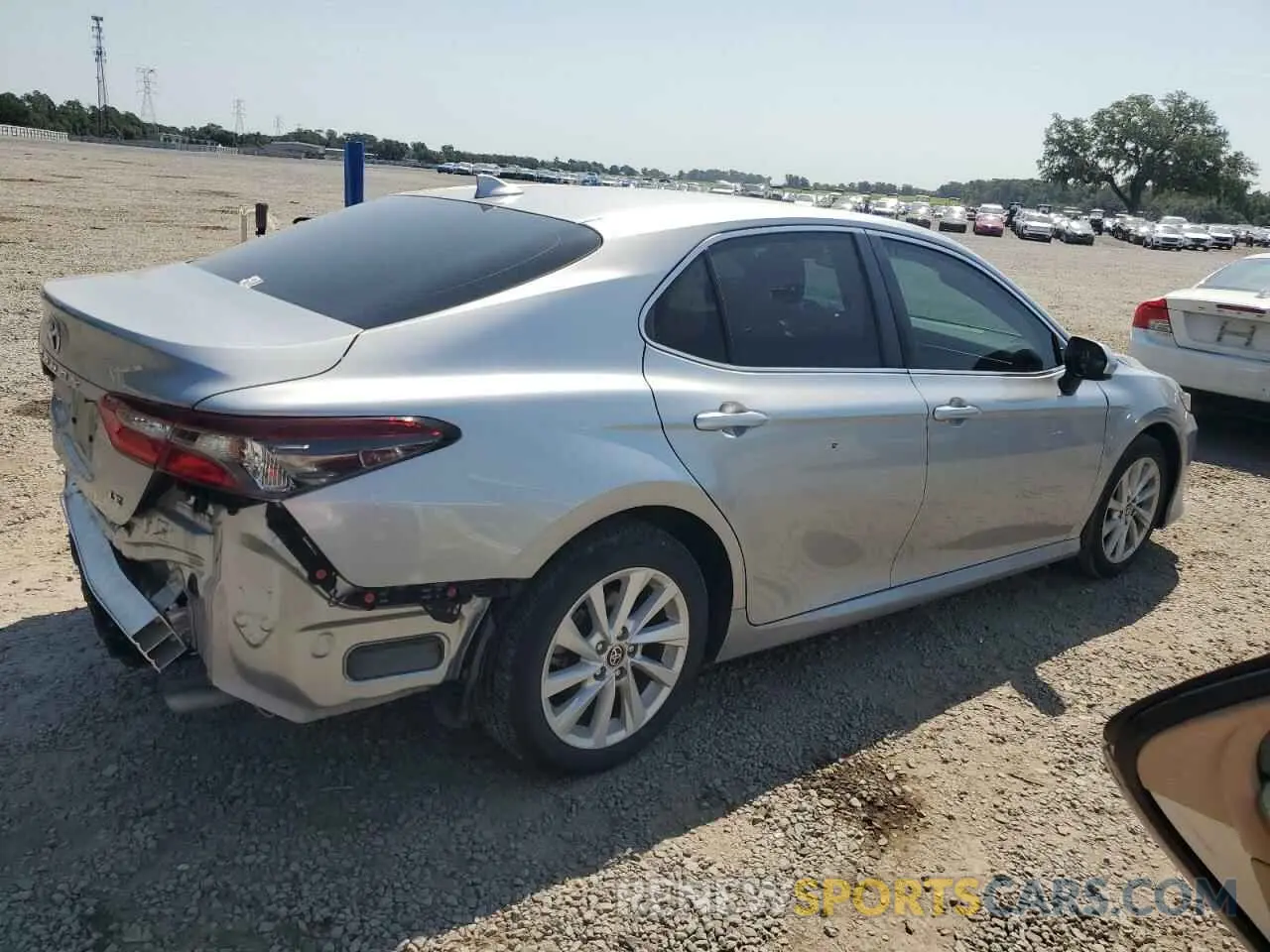 3 Photograph of a damaged car 4T1C11AK3NU680326 TOYOTA CAMRY 2022