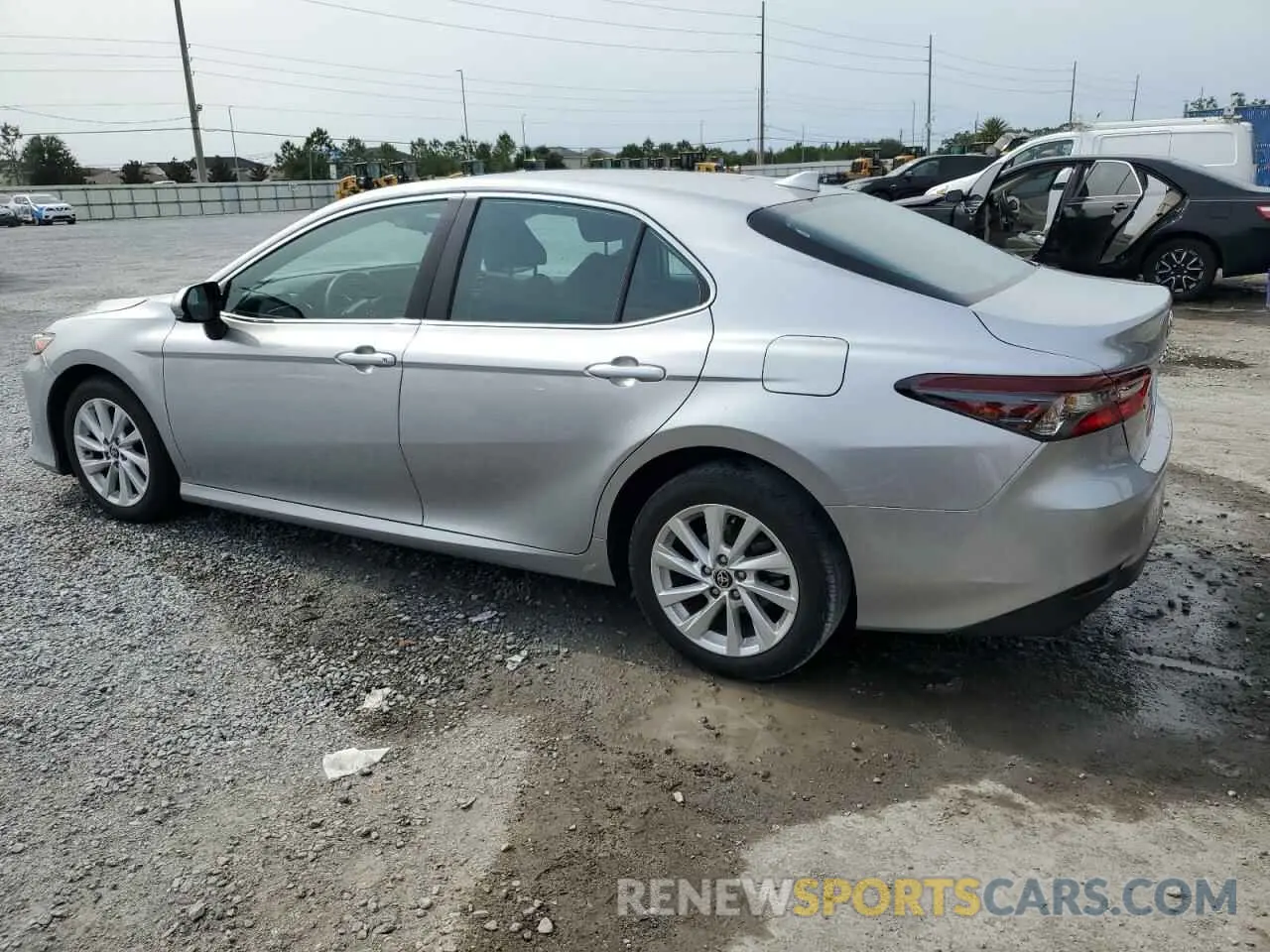 2 Photograph of a damaged car 4T1C11AK3NU682318 TOYOTA CAMRY 2022