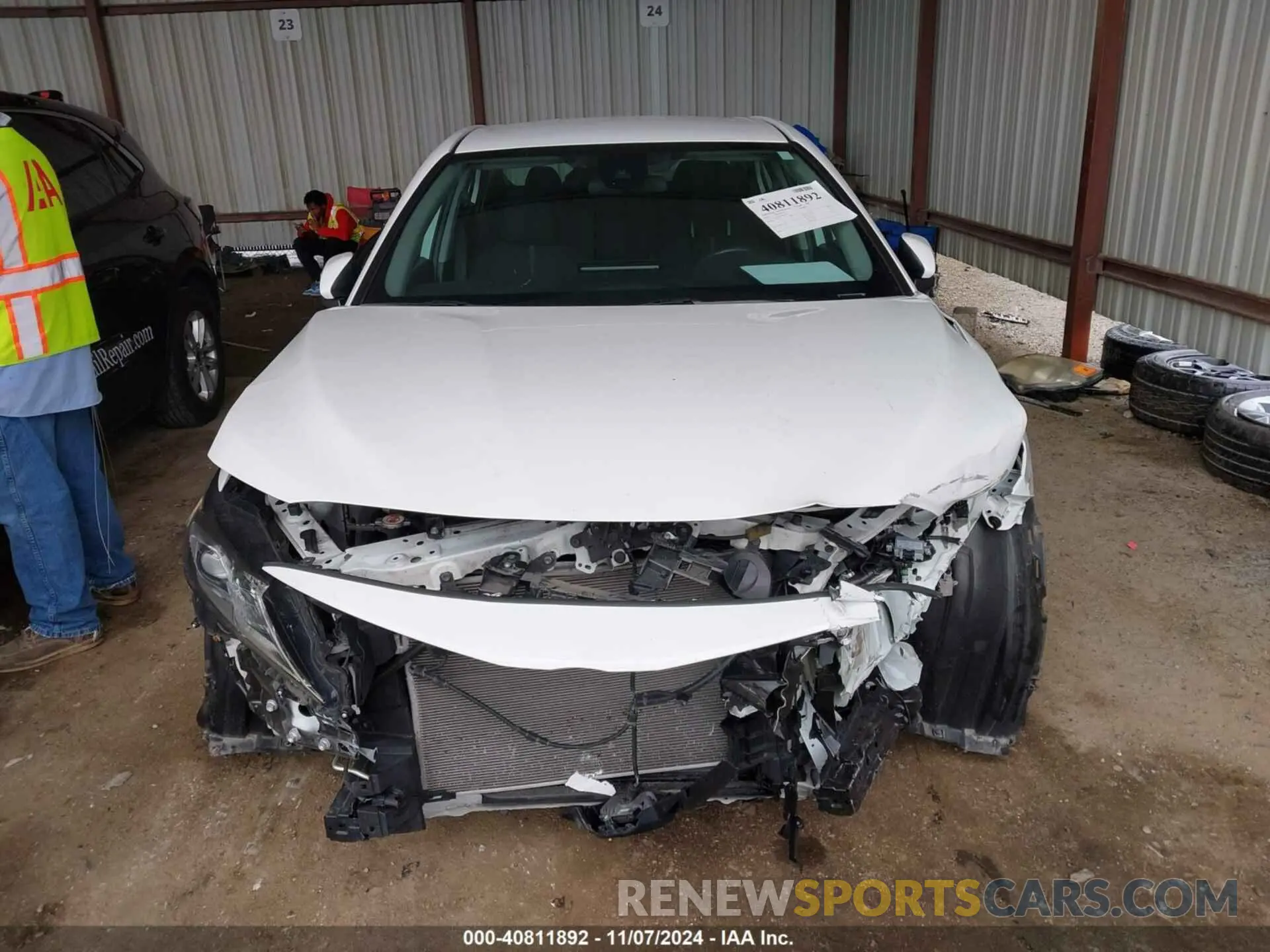 11 Photograph of a damaged car 4T1C11AK3NU696414 TOYOTA CAMRY 2022