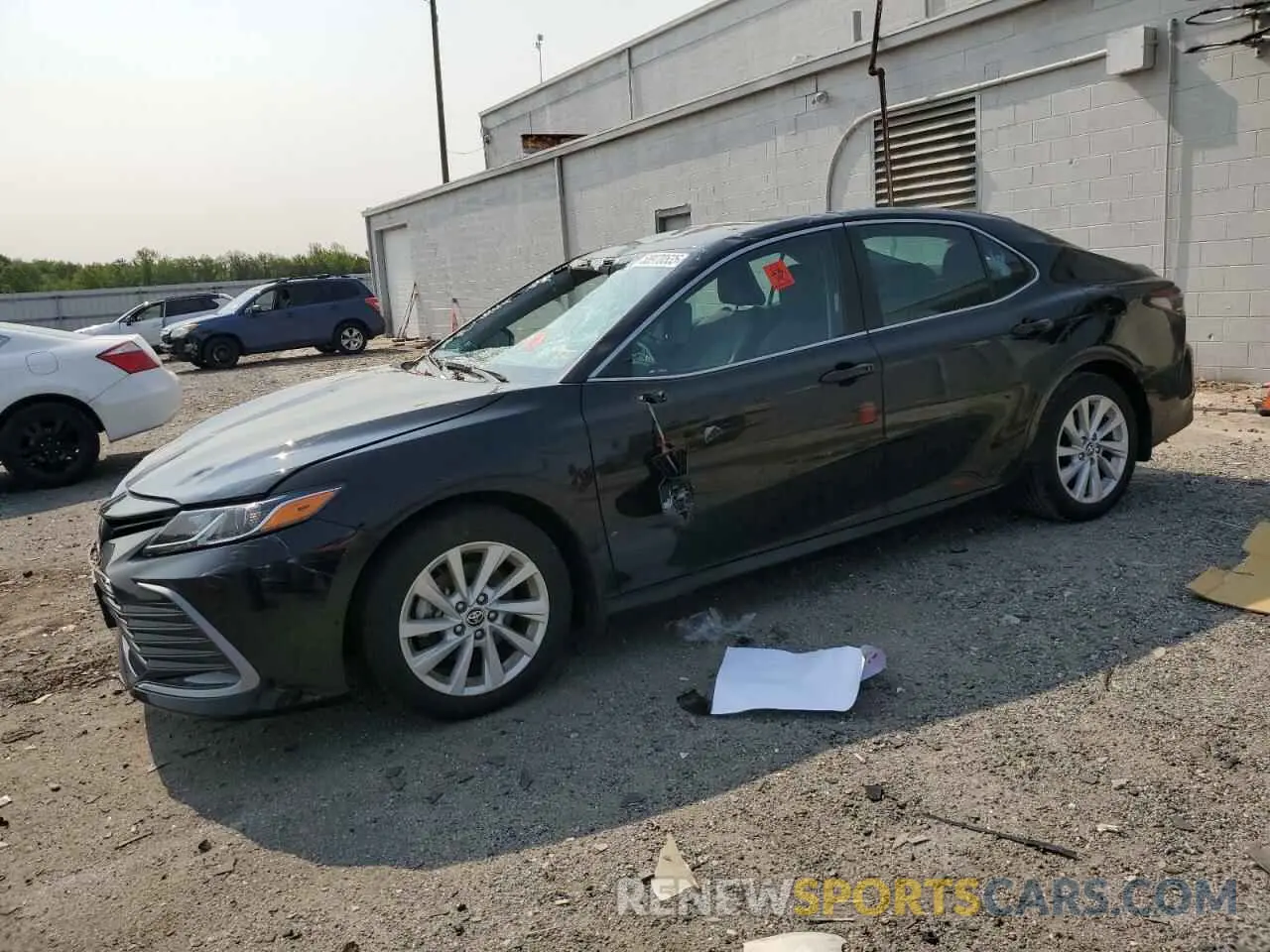 1 Photograph of a damaged car 4T1C11AK3NU708870 TOYOTA CAMRY 2022